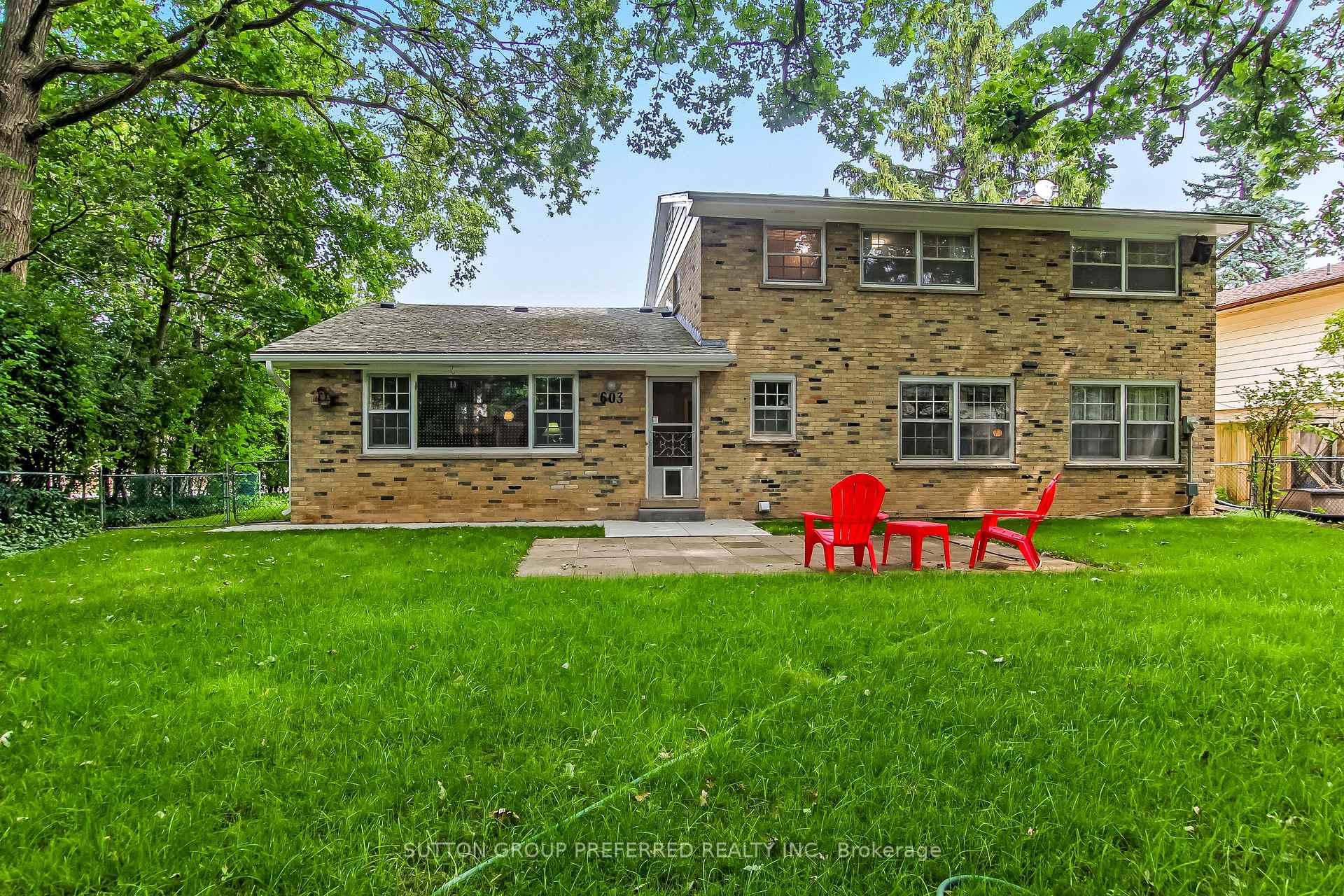 Photo 31 of 603 Commissioners Road E, London, South P — HOMEH