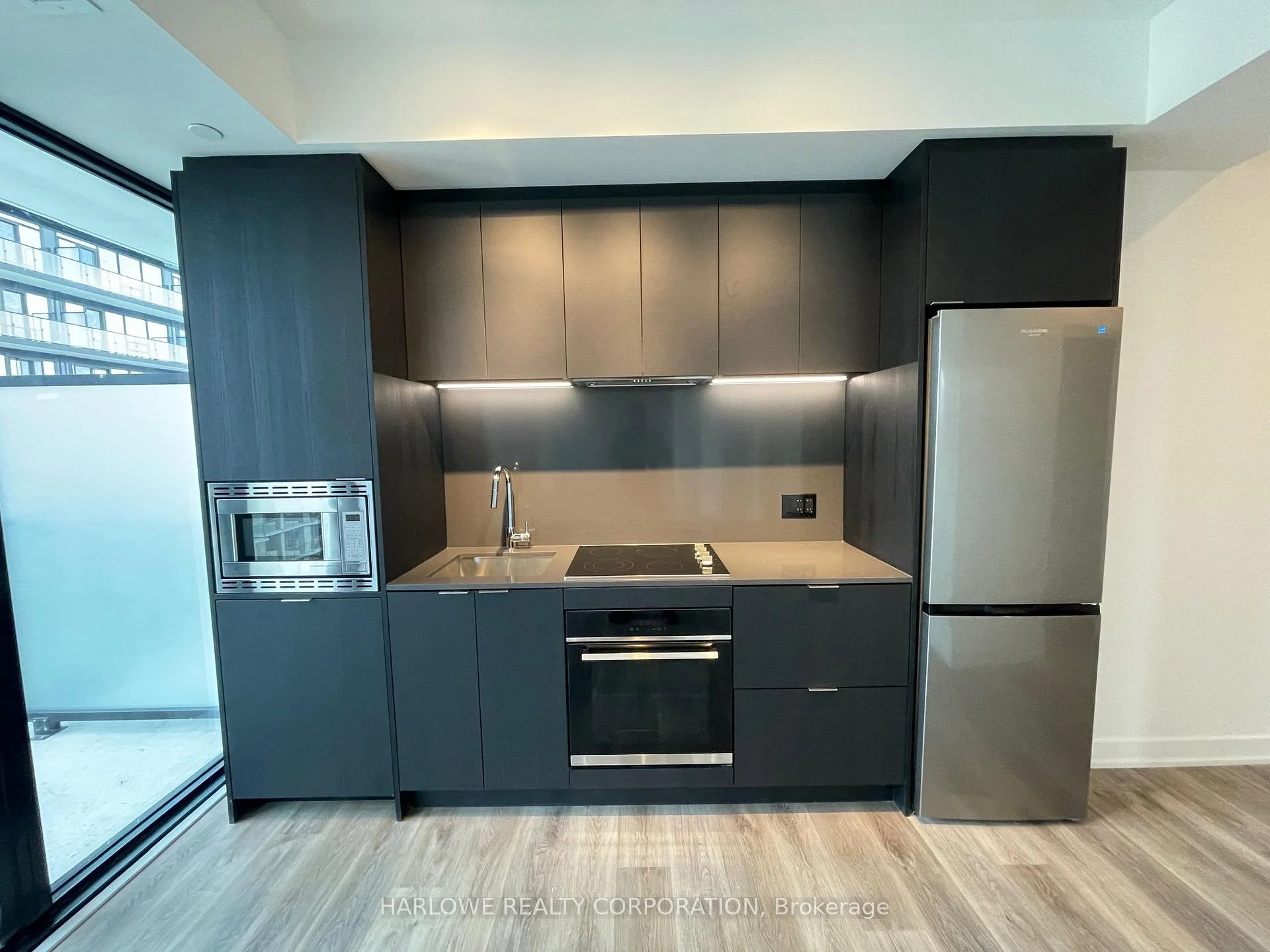 Photo 8 of Unit 1708, 91 John Street N, Hamilton, Beasley — HOMEH