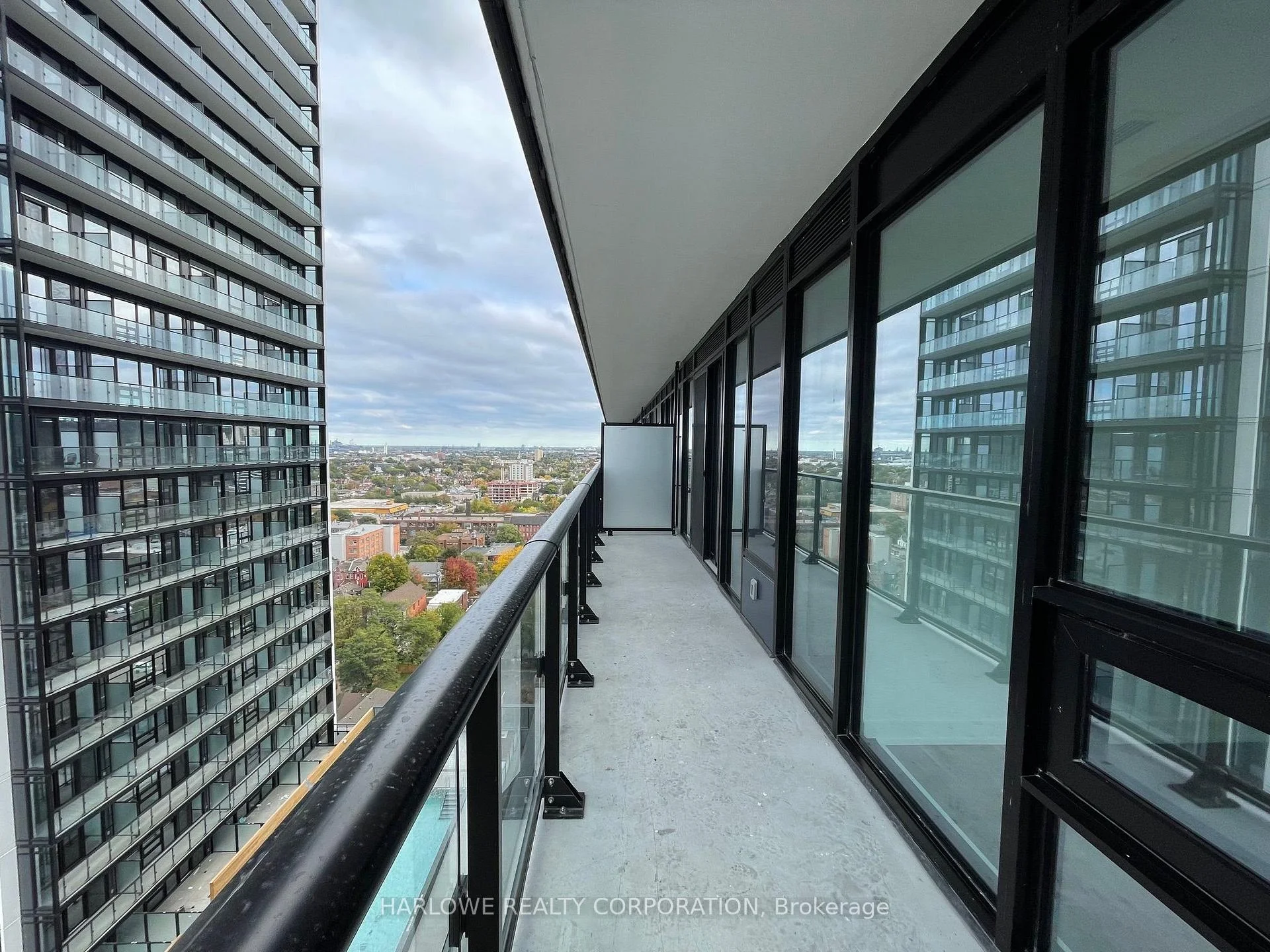 Photo 25 of Unit 1708, 91 John Street N, Hamilton, Beasley — HOMEH