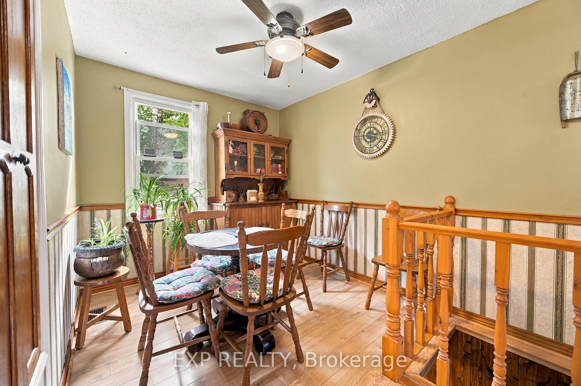 Photo 17 of 6518 Crawford Street, Niagara Falls, Morrison — HOMEH