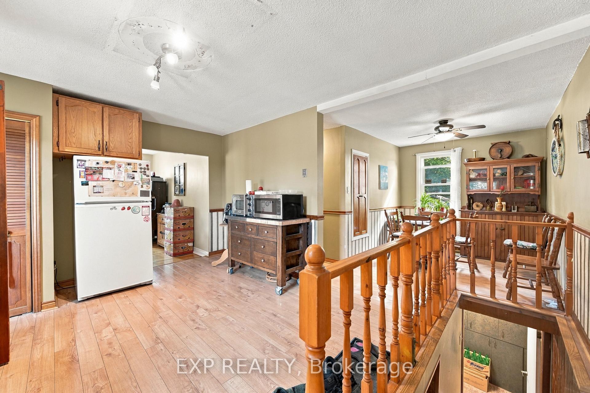 Photo 18 of 6518 Crawford Street, Niagara Falls, Morrison — HOMEH