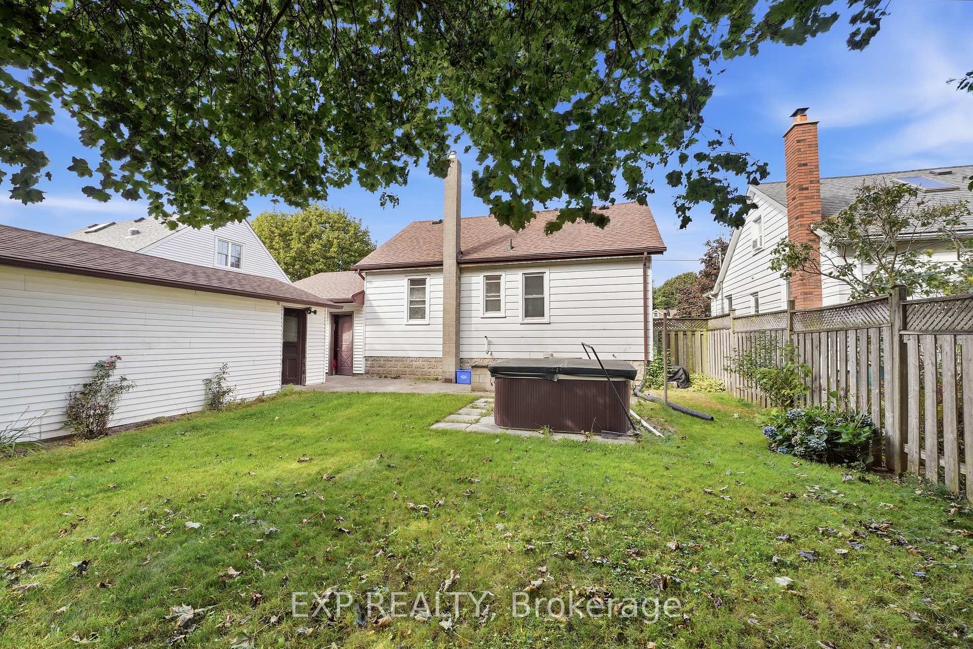 Photo 34 of 6518 Crawford Street, Niagara Falls, Morrison — HOMEH