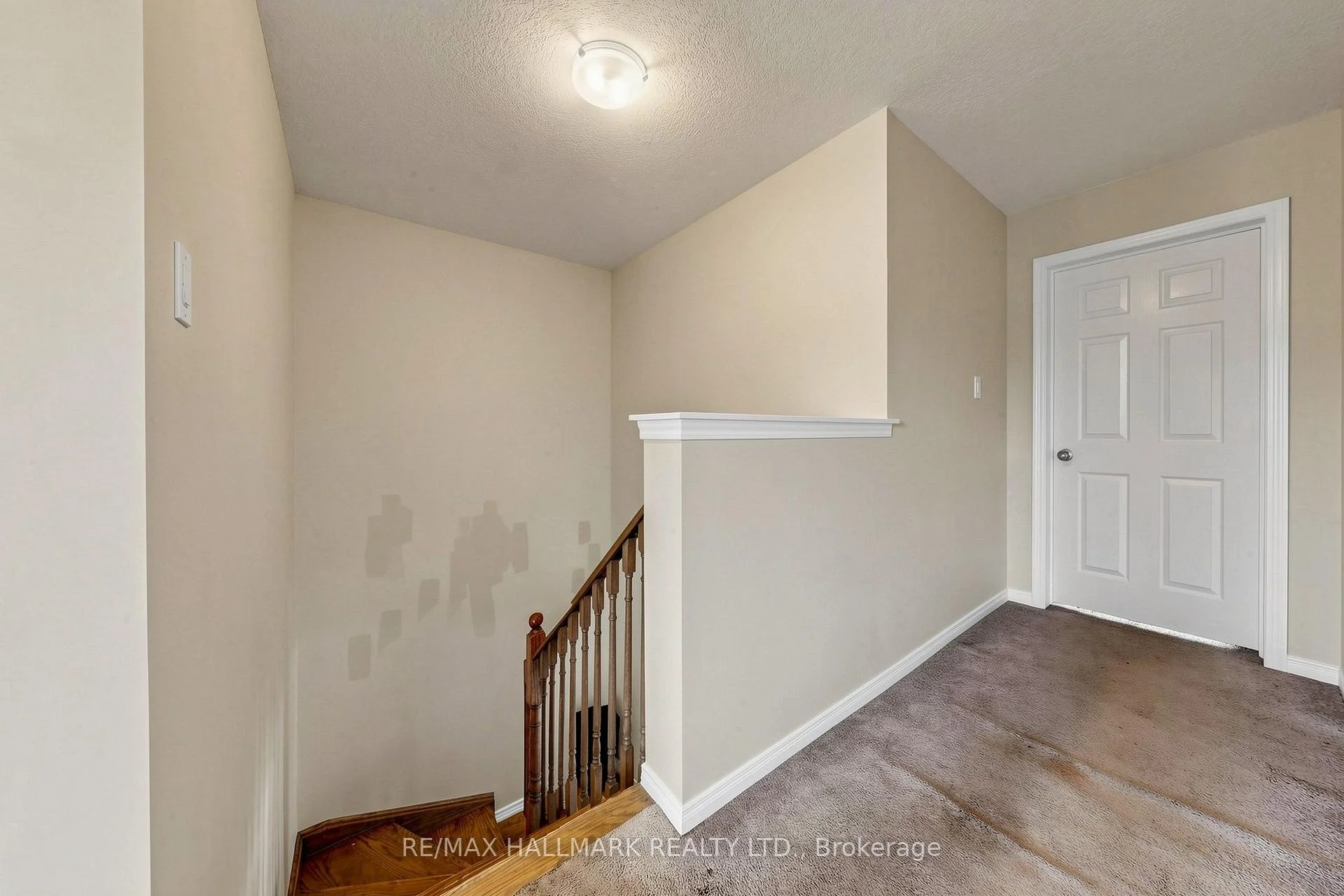 Photo 18 of 72 Munro Circle, Brantford, Empire South — HOMEH