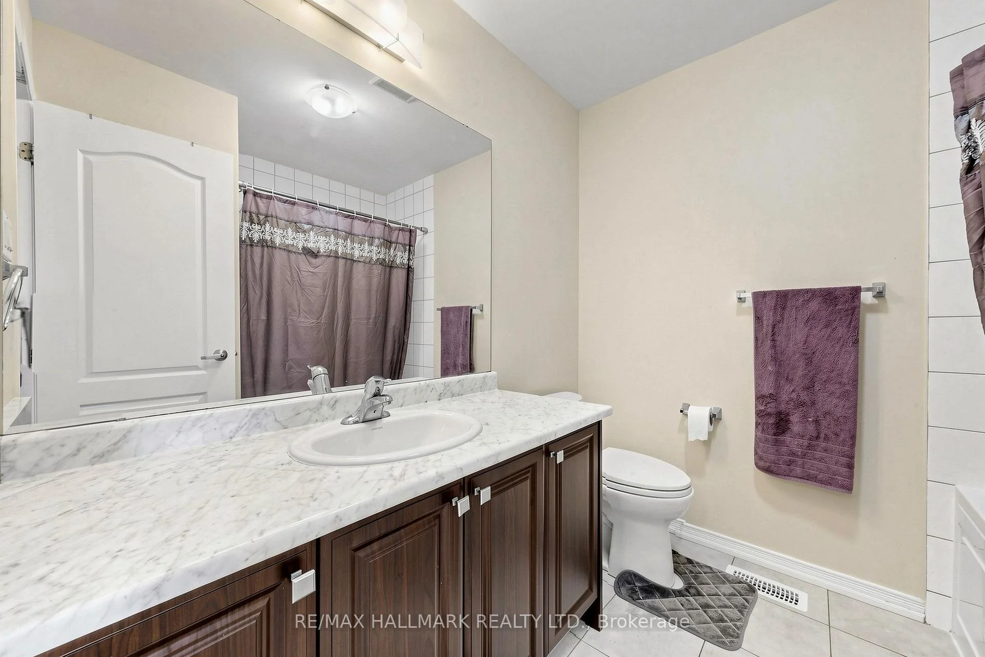 Photo 25 of 72 Munro Circle, Brantford, Empire South — HOMEH
