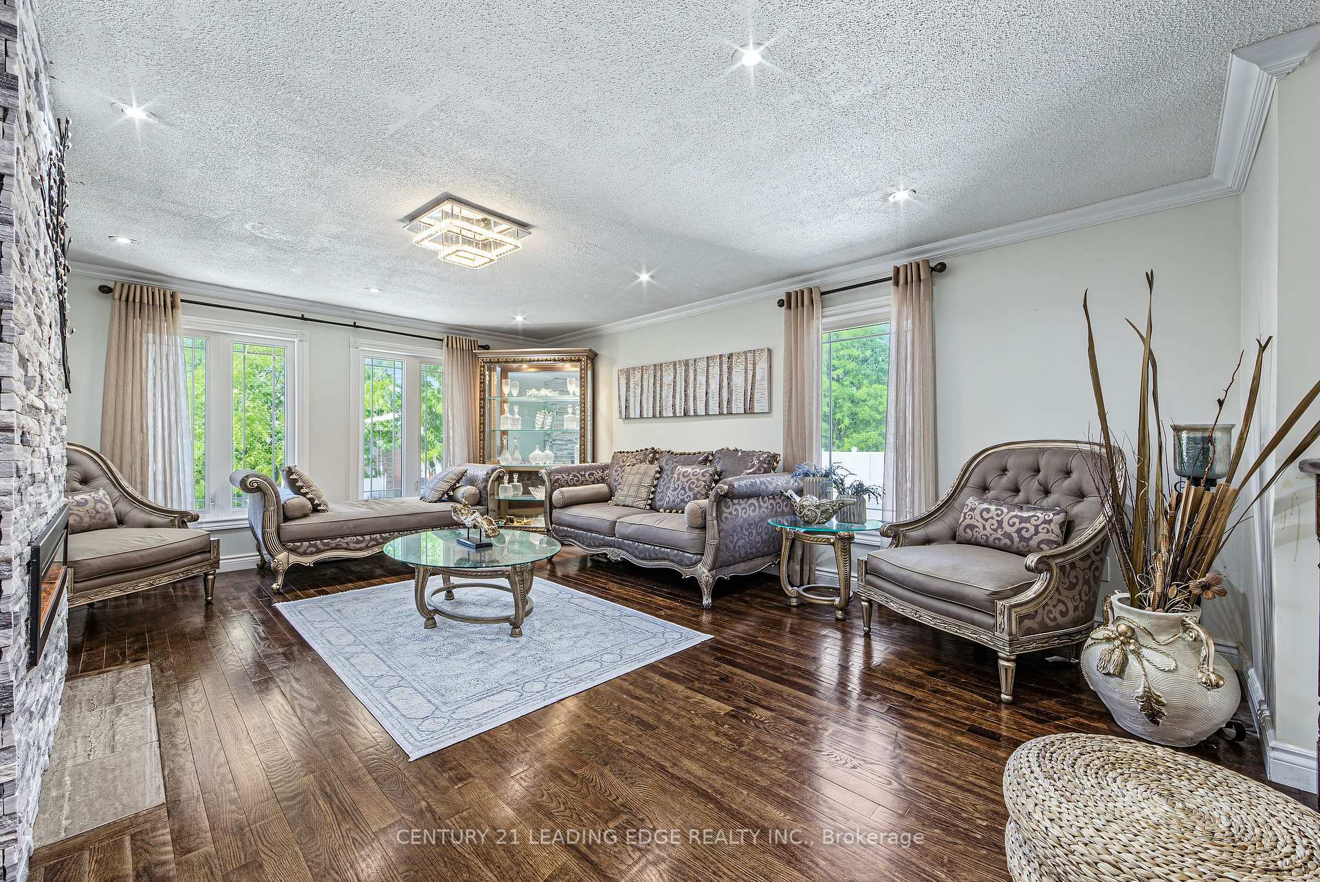 Photo 27 of 63 Daniels Crescent, Ajax, Central West — HOMEH