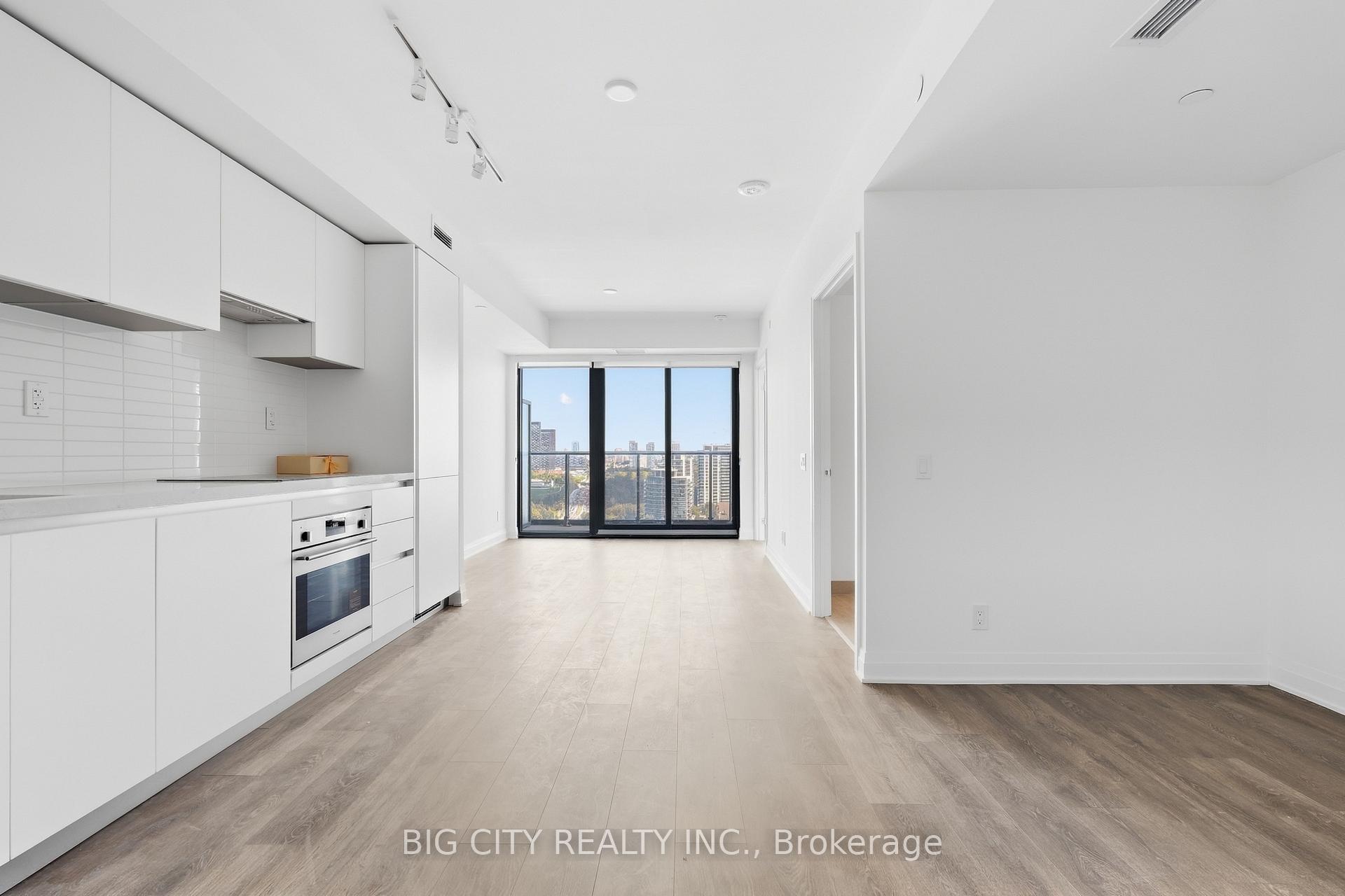 Photo 2 of Unit 1809, 25 Frederick Todd Way, Toronto, Thorncliffe Park — HOMEH