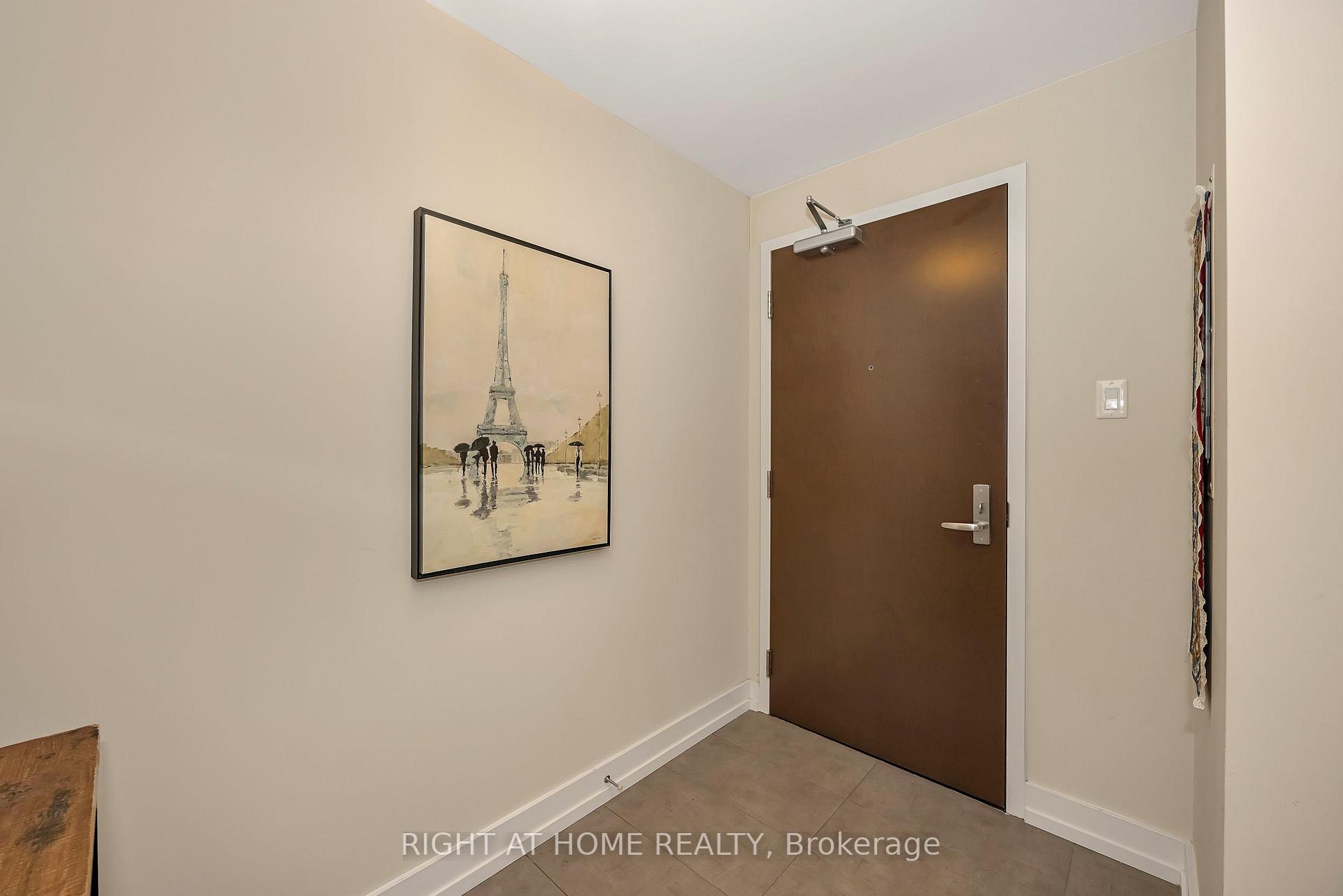 Photo 7 of Unit 203, 330 Titan Private, Ottawa, Borden Farm/Stewart Farm/Carleton Heights/Parkwood Hills — HOMEH