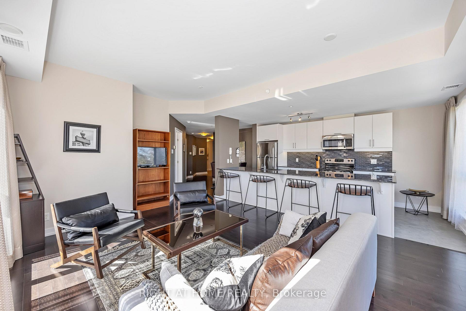 Photo 15 of Unit 203, 330 Titan Private, Ottawa, Borden Farm/Stewart Farm/Carleton Heights/Parkwood Hills — HOMEH