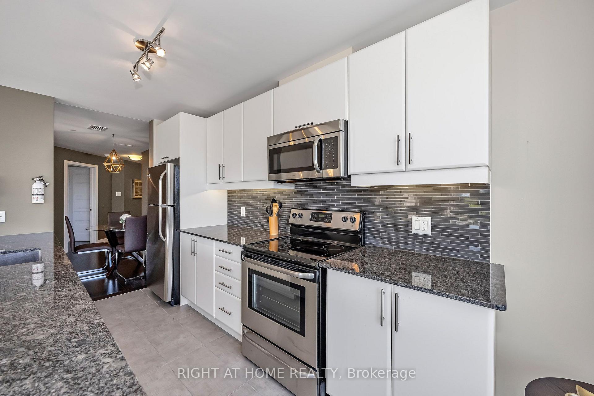 Photo 20 of Unit 203, 330 Titan Private, Ottawa, Borden Farm/Stewart Farm/Carleton Heights/Parkwood Hills — HOMEH