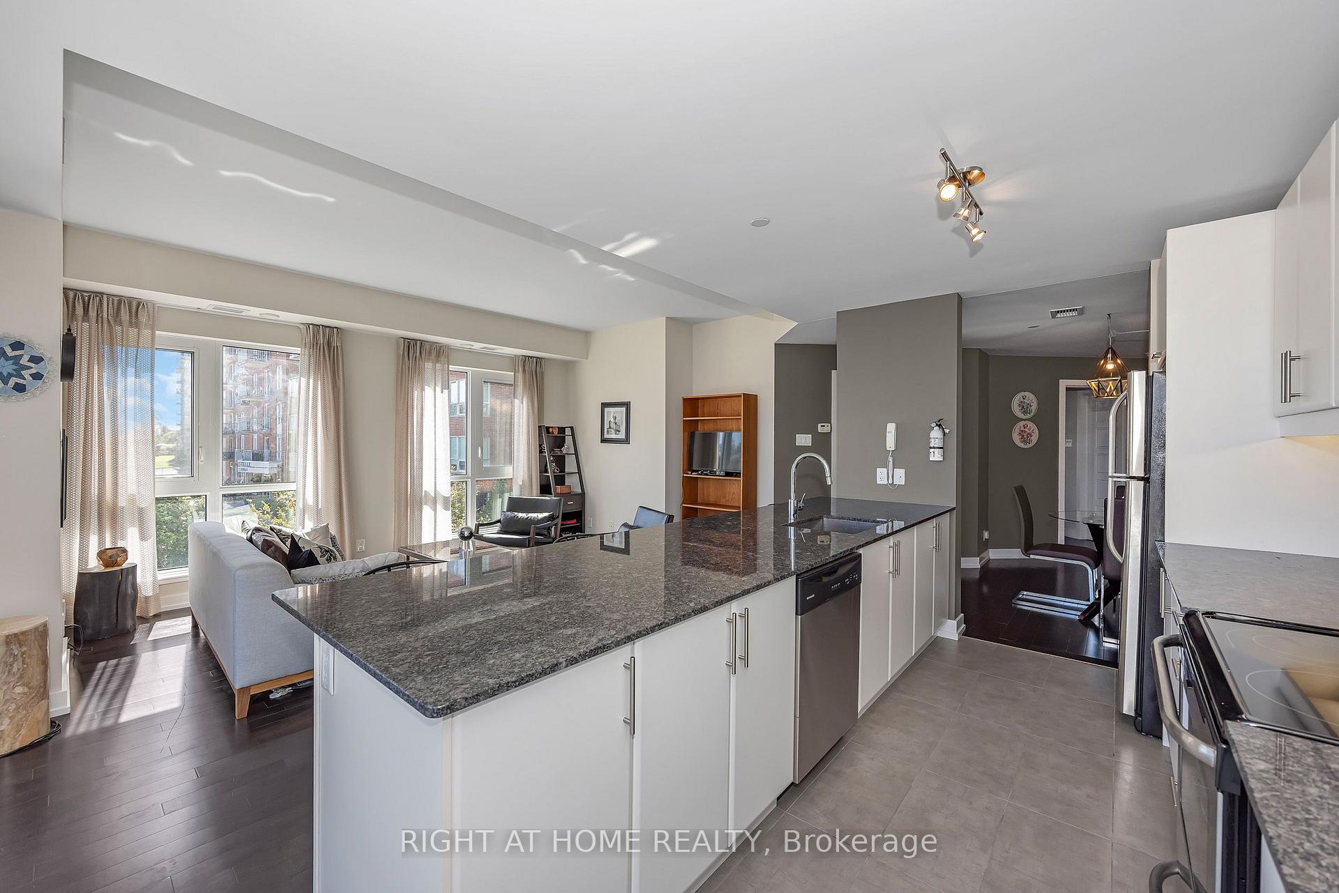 Photo 21 of Unit 203, 330 Titan Private, Ottawa, Borden Farm/Stewart Farm/Carleton Heights/Parkwood Hills — HOMEH