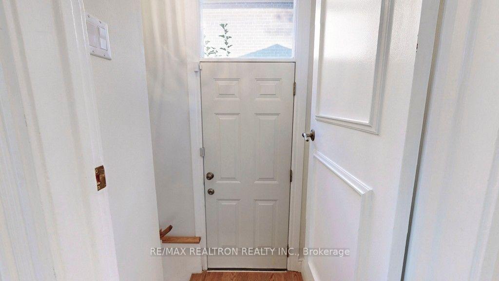 Photo 19 of Unit Bsmt, 31 Whitelock Crescent, North York, Bayview Village — HOMEH