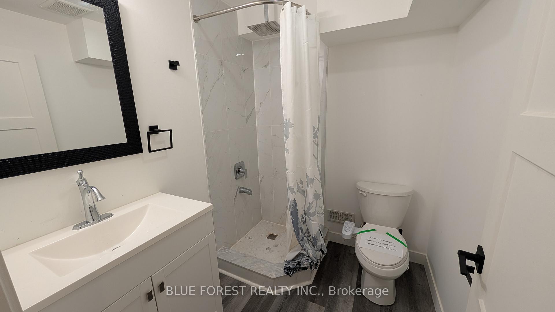 Photo 18 of 3319 Regiment Road, London, South V — HOMEH
