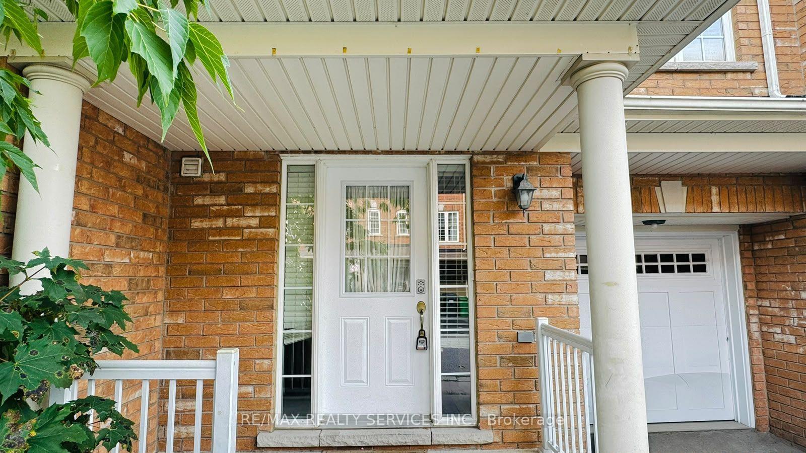 Photo 2 of 12 Urbana Road, Brampton, Bram West — HOMEH