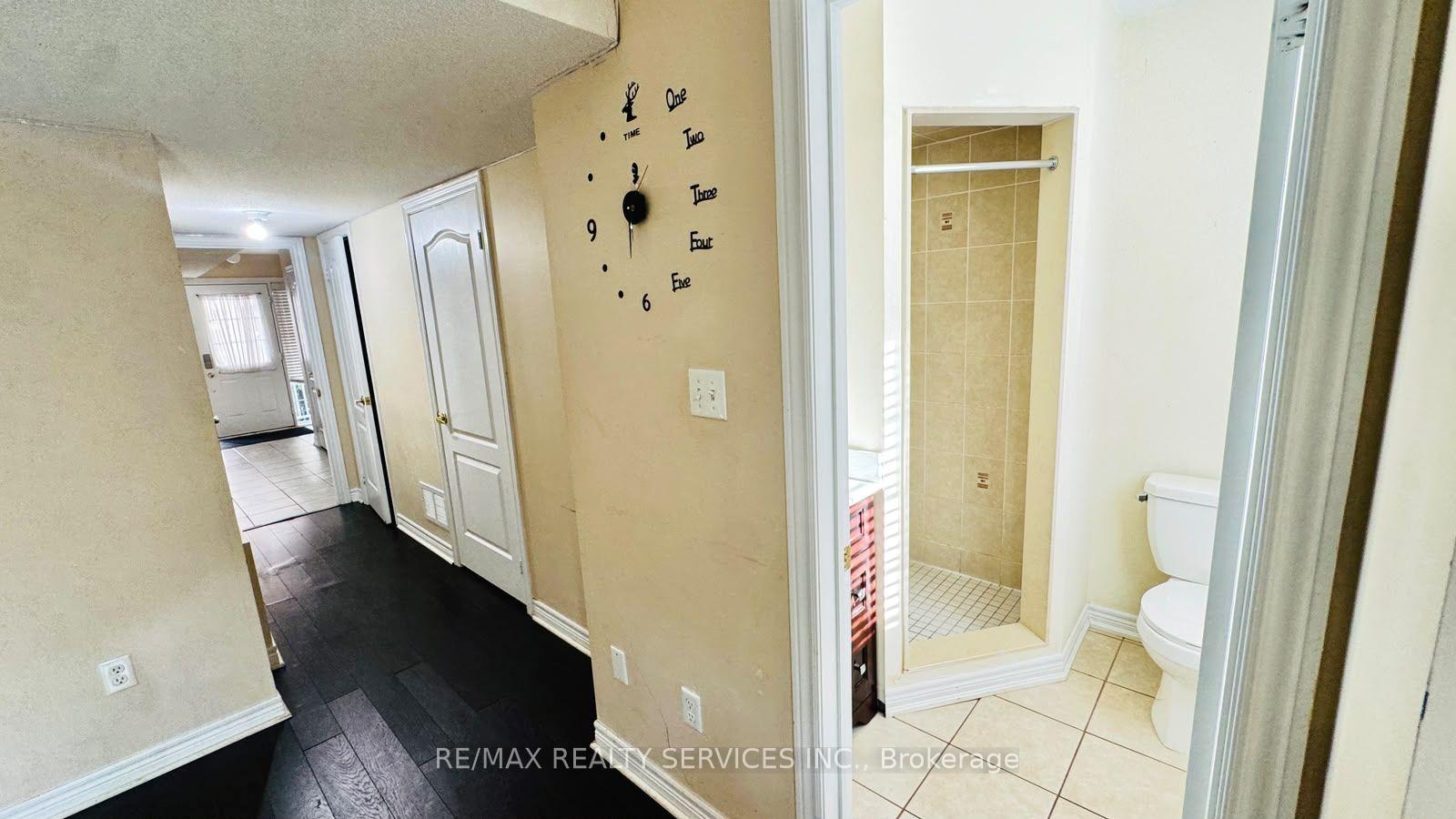 Photo 7 of 12 Urbana Road, Brampton, Bram West — HOMEH