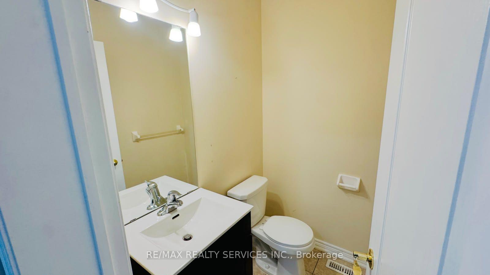 Photo 17 of 12 Urbana Road, Brampton, Bram West — HOMEH