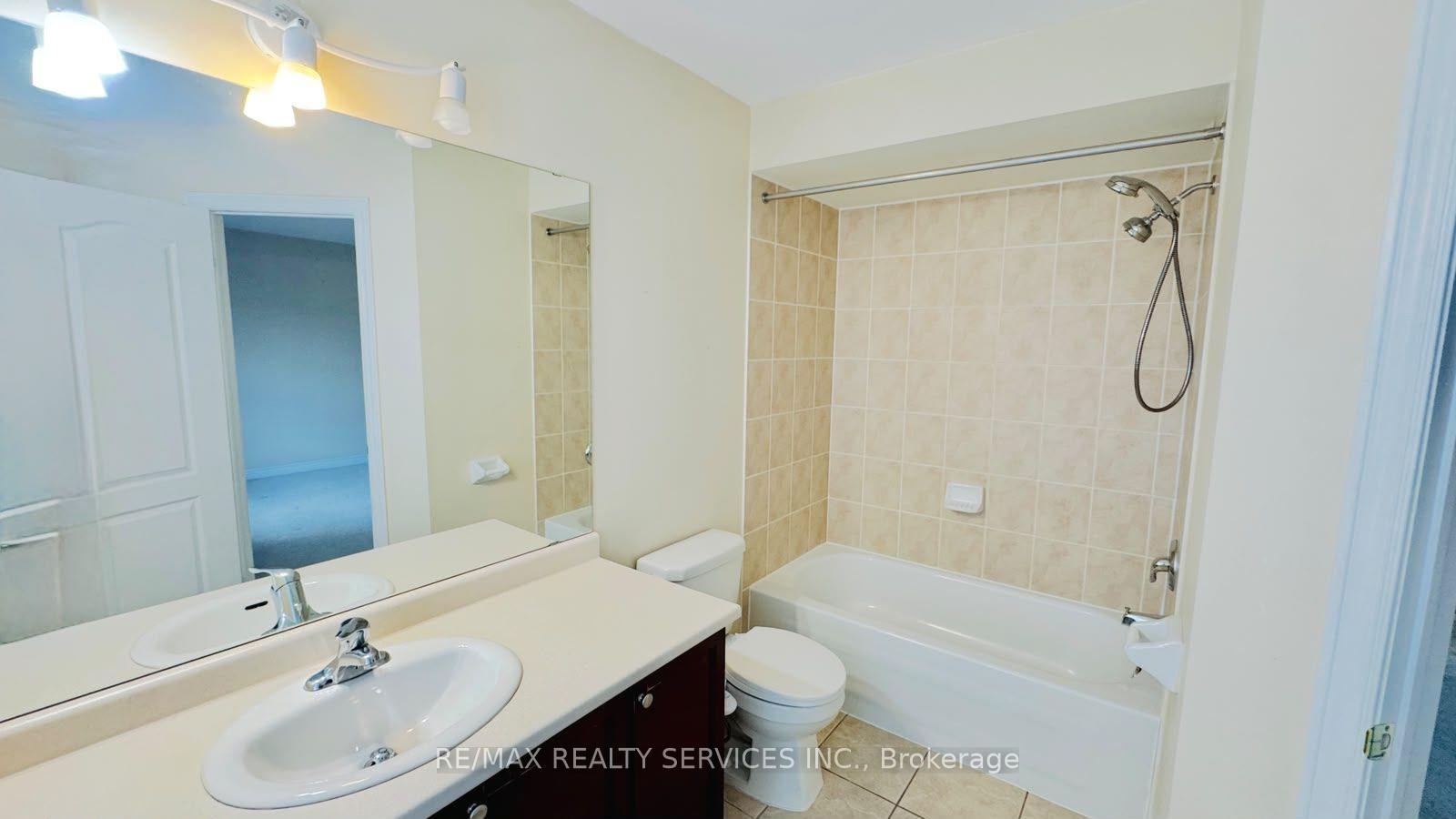 Photo 18 of 12 Urbana Road, Brampton, Bram West — HOMEH
