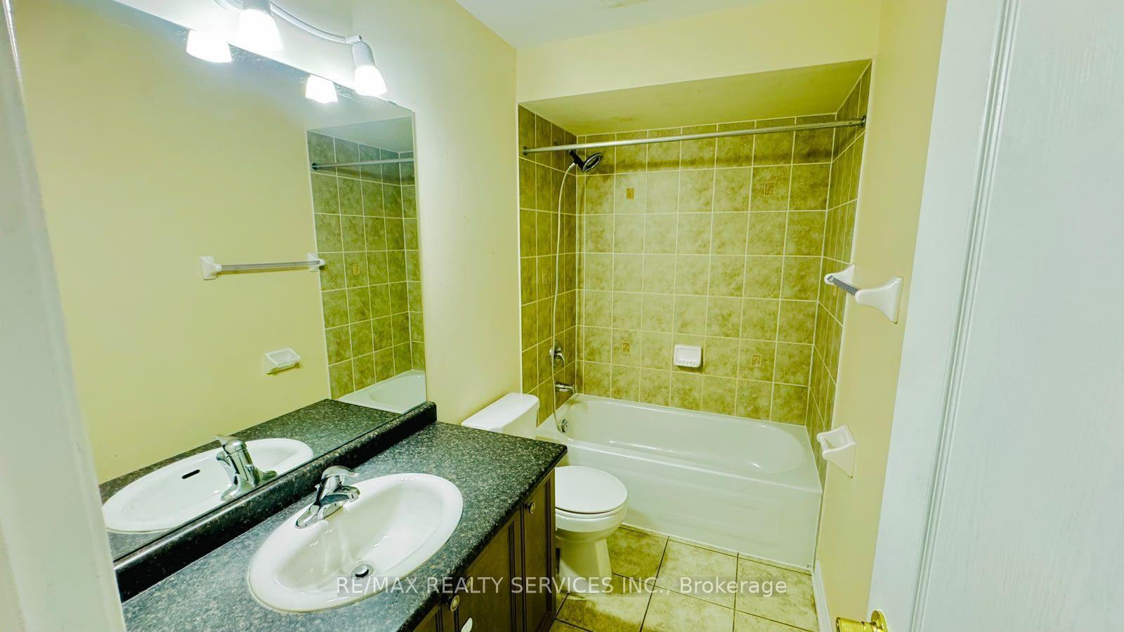 Photo 19 of 12 Urbana Road, Brampton, Bram West — HOMEH