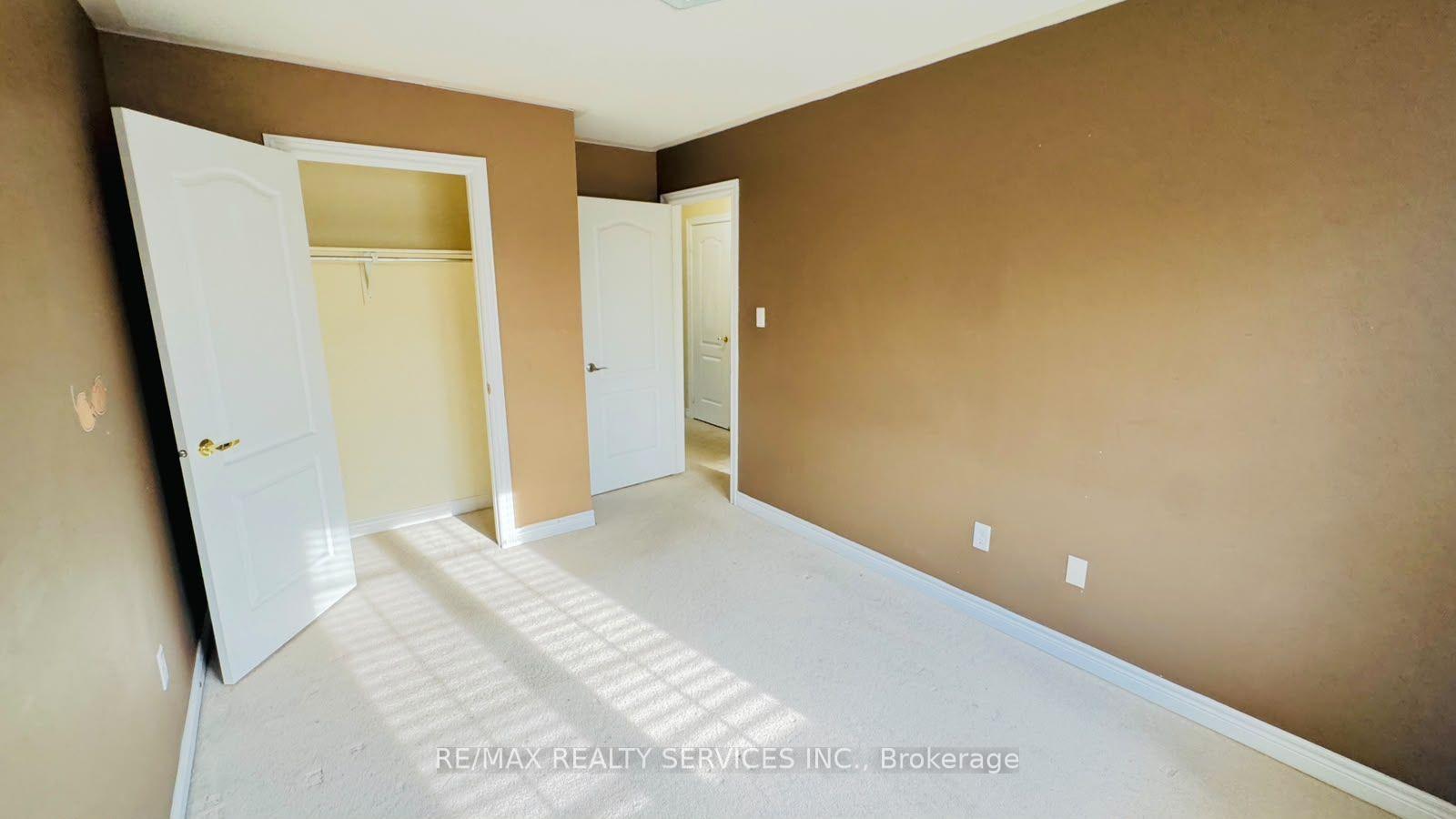 Photo 25 of 12 Urbana Road, Brampton, Bram West — HOMEH