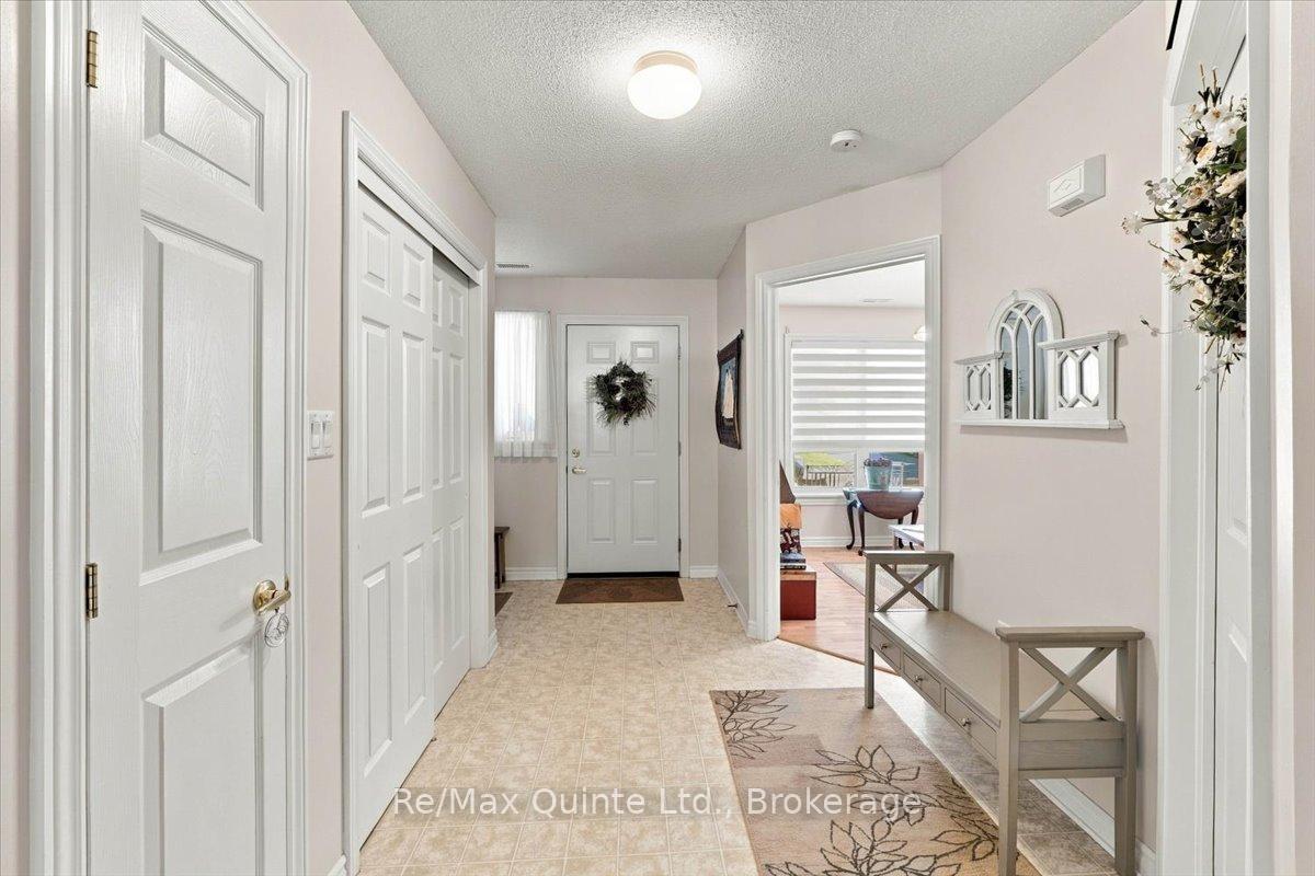 Photo 2 of Unit 14, 15 Aldersgate Drive, Belleville, Belleville Ward — HOMEH