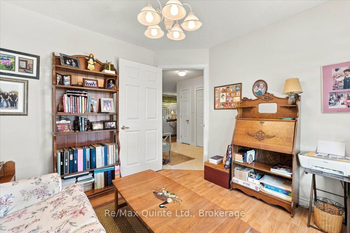 Photo 4 of Unit 14, 15 Aldersgate Drive, Belleville, Belleville Ward — HOMEH