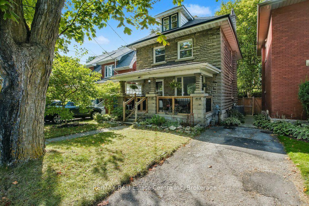 Photo of 207 Waterloo Avenue