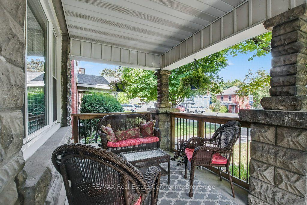Photo 3 of 207 Waterloo Avenue, Guelph, Junction/Onward Willow — HOMEH