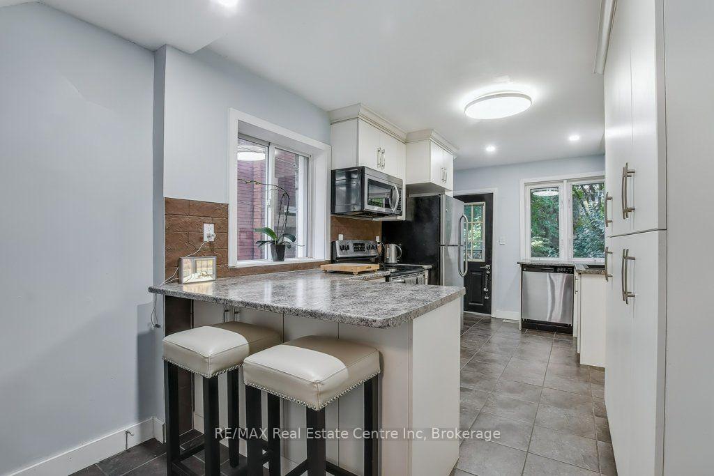Photo 7 of 207 Waterloo Avenue, Guelph, Junction/Onward Willow — HOMEH