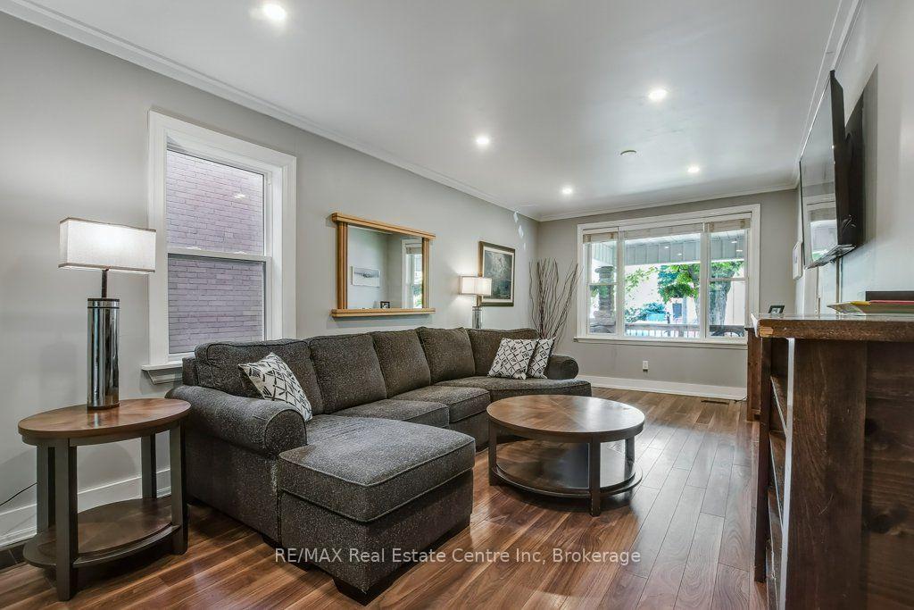 Photo 10 of 207 Waterloo Avenue, Guelph, Junction/Onward Willow — HOMEH