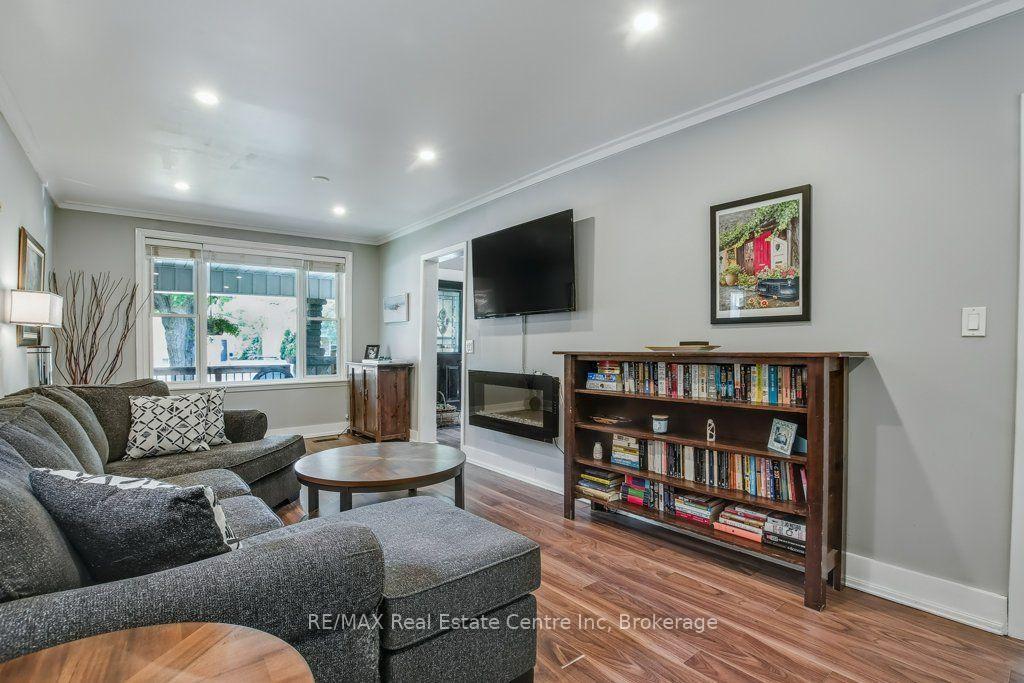 Photo 11 of 207 Waterloo Avenue, Guelph, Junction/Onward Willow — HOMEH