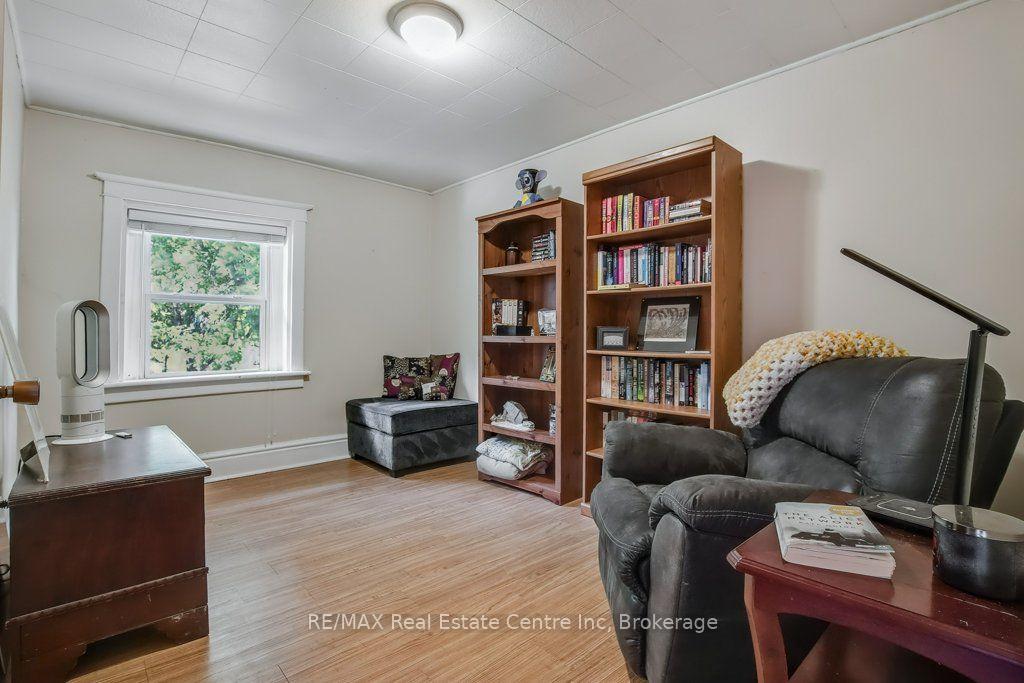 Photo 13 of 207 Waterloo Avenue, Guelph, Junction/Onward Willow — HOMEH