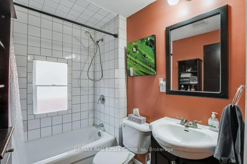 Photo 16 of 207 Waterloo Avenue, Guelph, Junction/Onward Willow — HOMEH