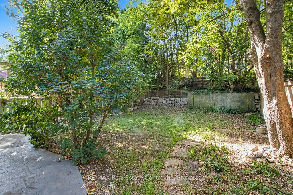 Photo 17 of 207 Waterloo Avenue, Guelph, Junction/Onward Willow — HOMEH