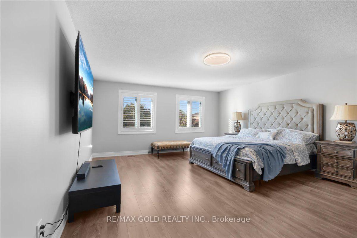 Photo 18 of 1484 Rose Haven Road, Mississauga, East Credit — HOMEH