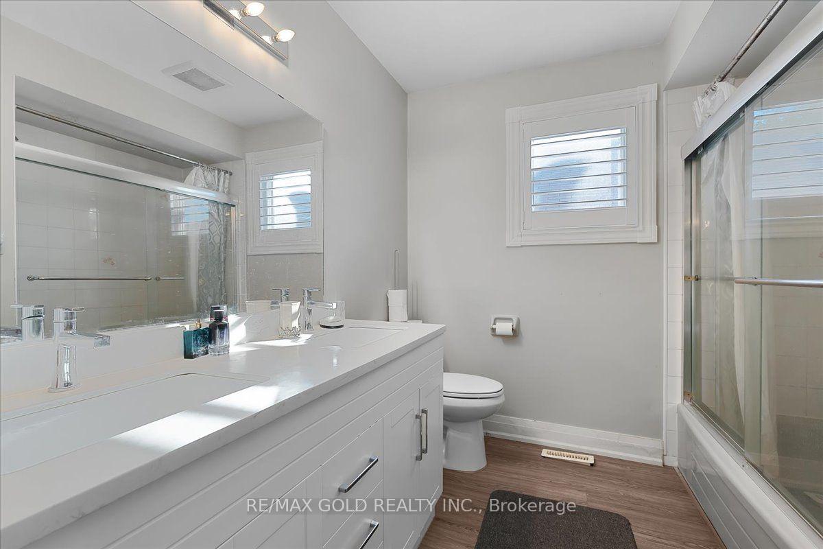 Photo 24 of 1484 Rose Haven Road, Mississauga, East Credit — HOMEH