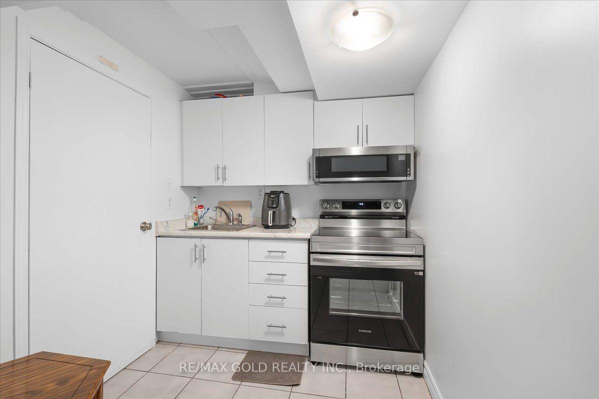Photo 29 of 1484 Rose Haven Road, Mississauga, East Credit — HOMEH