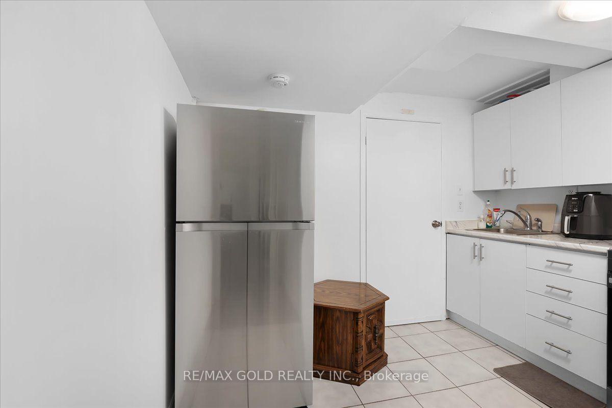 Photo 30 of 1484 Rose Haven Road, Mississauga, East Credit — HOMEH