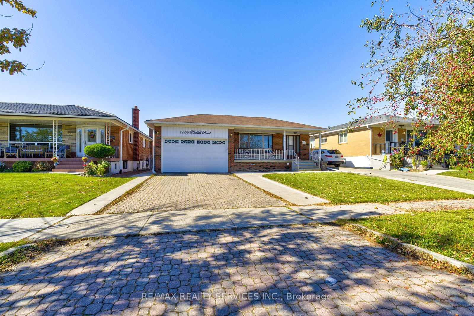 Photo 2 of 7558 Rockhill Road, Mississauga, Malton — HOMEH