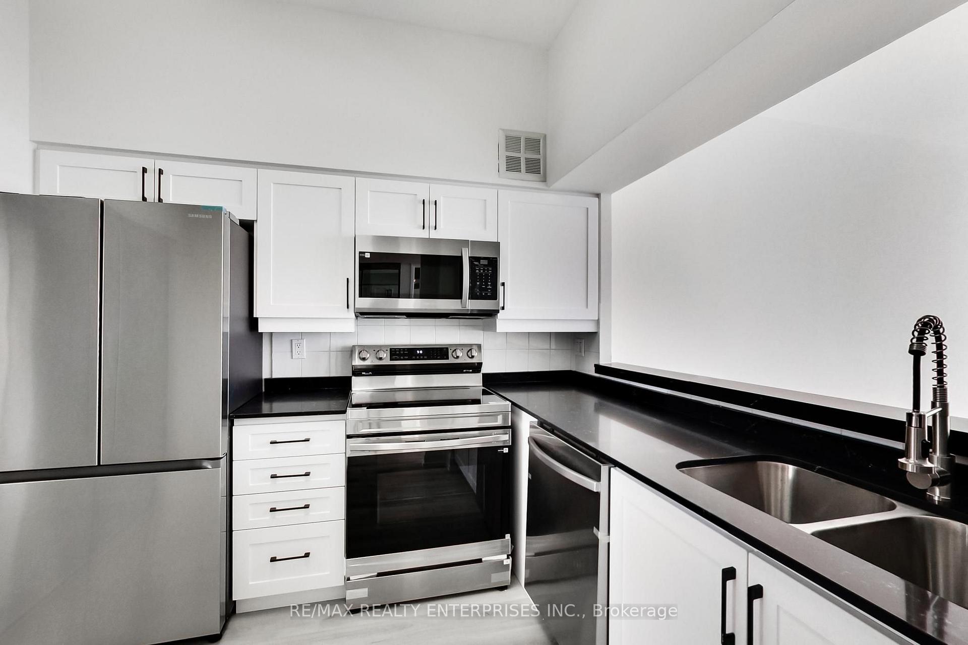 Photo 7 of Unit 110B, 3605 Kariya Drive, Mississauga, City Centre — HOMEH