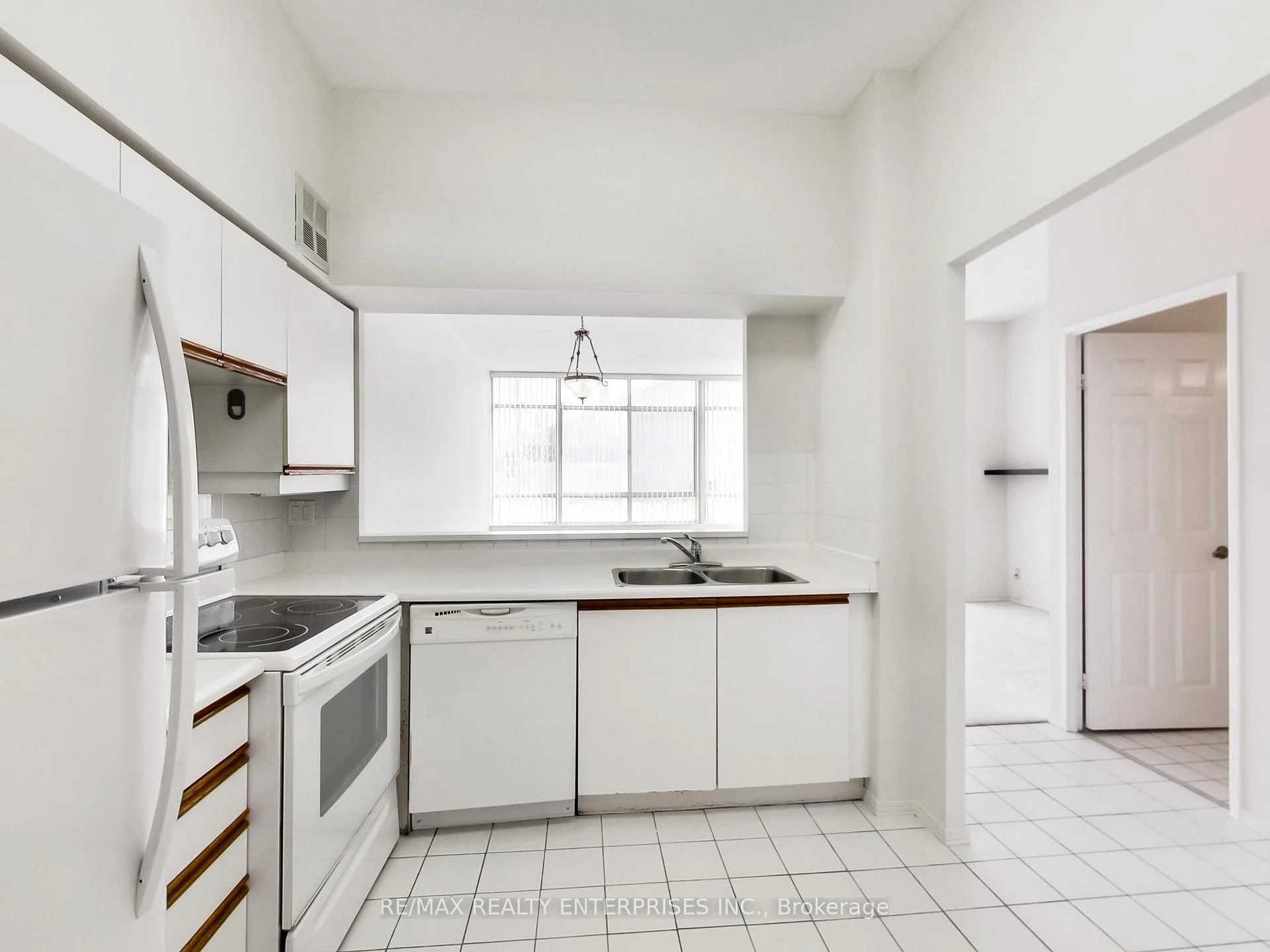 Photo 36 of Unit 110B, 3605 Kariya Drive, Mississauga, City Centre — HOMEH