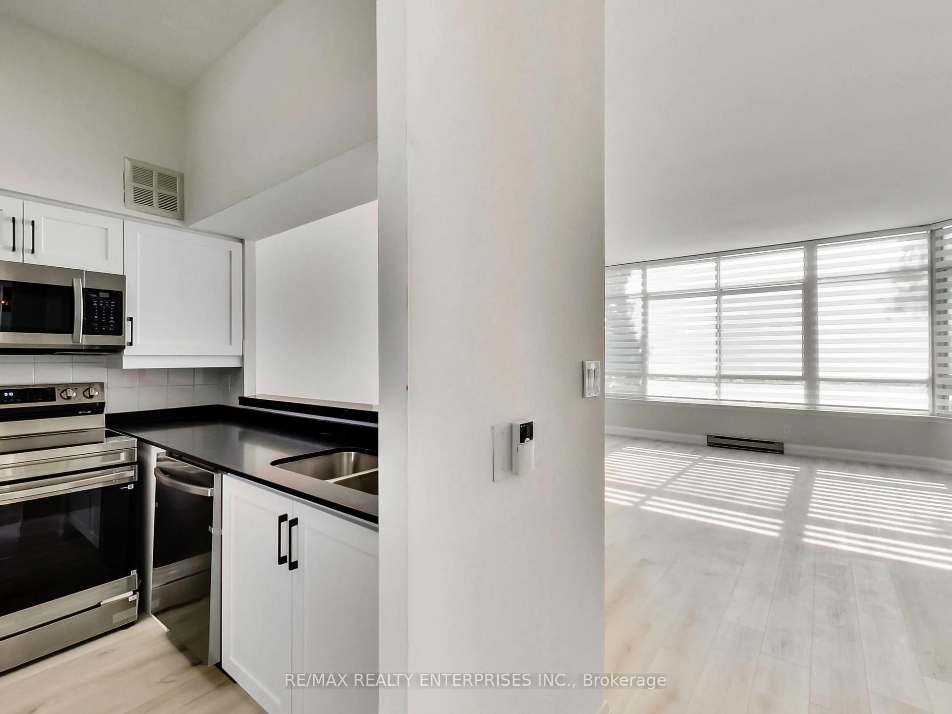 Photo 9 of Unit 110B, 3605 Kariya Drive, Mississauga, City Centre — HOMEH