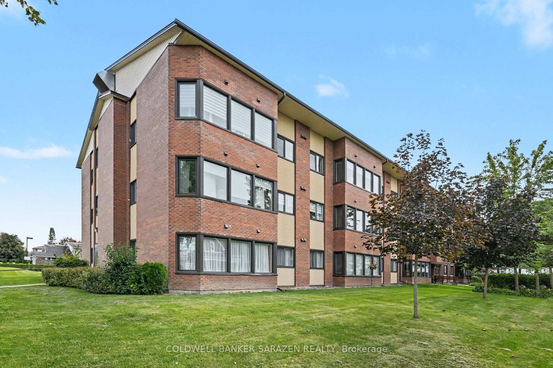 Photo 2 of Unit 308, 124 Daniel Street S, Arnprior, Arnprior — HOMEH