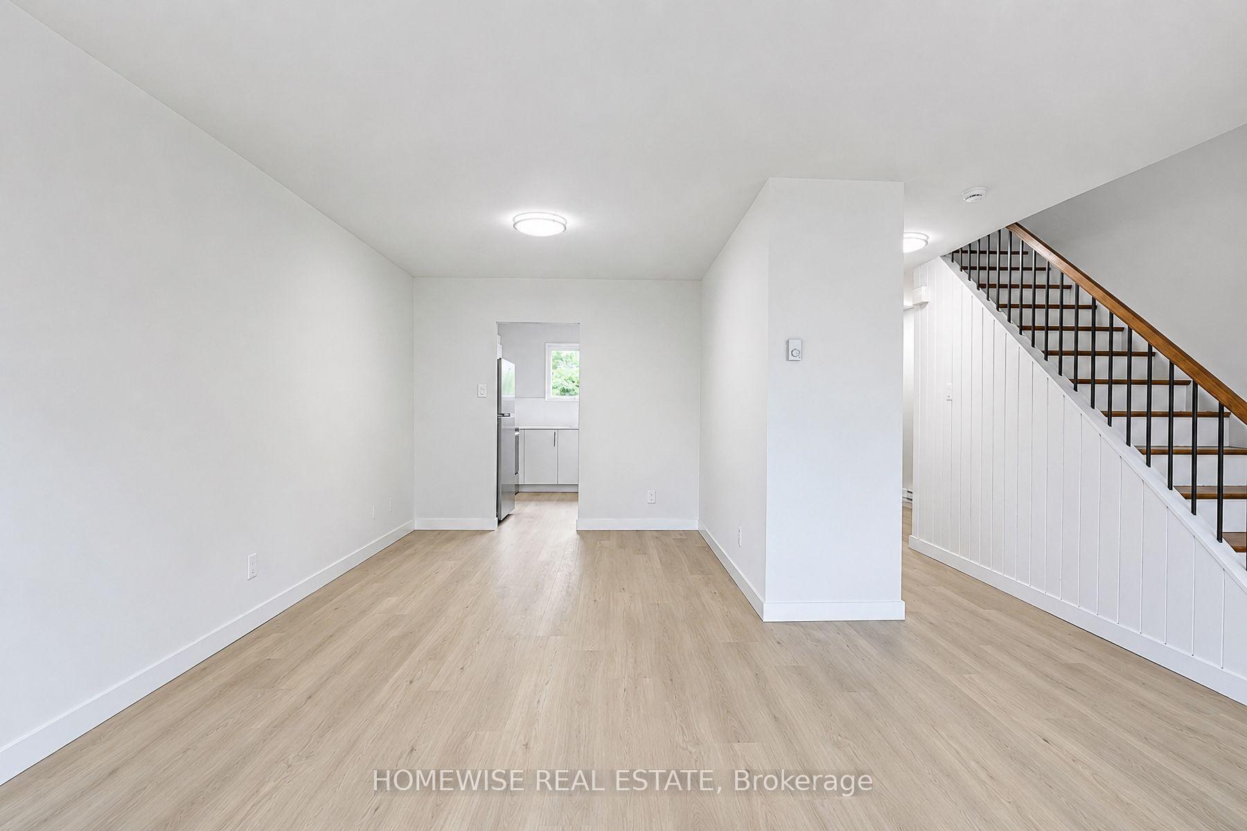 Photo 11 of Unit 27, 1350 Winding Trail, Mississauga, Applewood — HOMEH