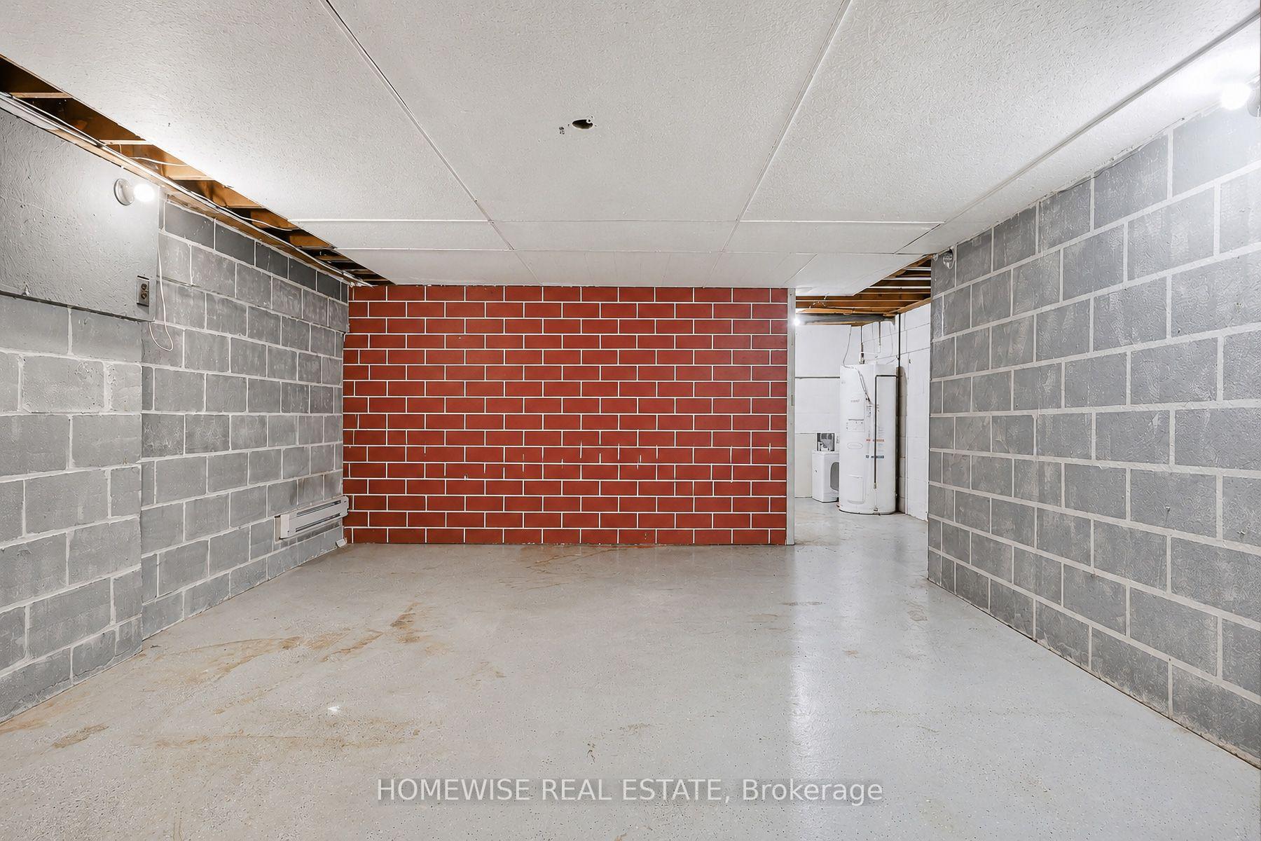 Photo 27 of Unit 27, 1350 Winding Trail, Mississauga, Applewood — HOMEH