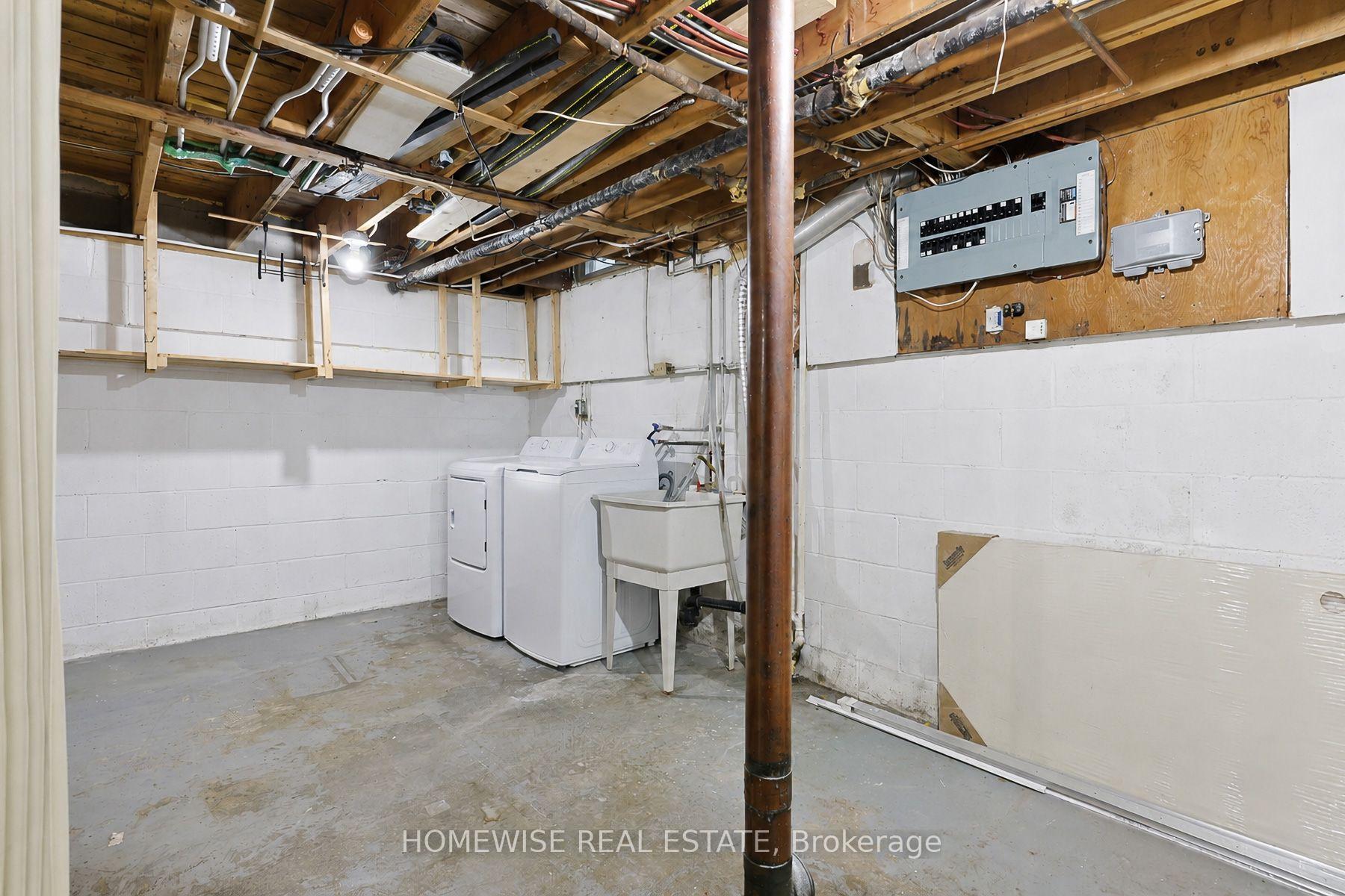 Photo 28 of Unit 27, 1350 Winding Trail, Mississauga, Applewood — HOMEH