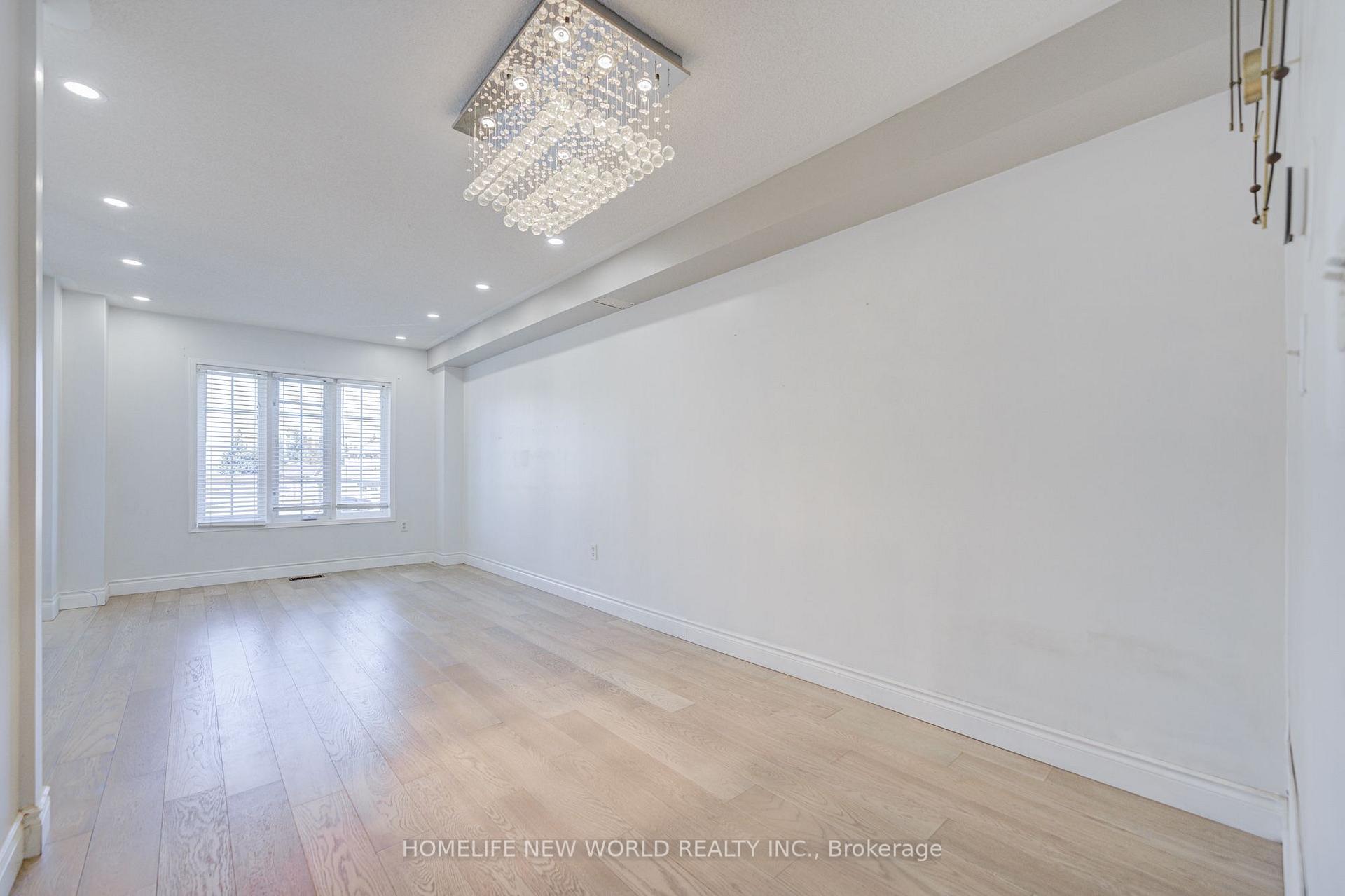 Photo 12 of 410 Fairgate Way, Oakville, Wedgewood Creek — HOMEH