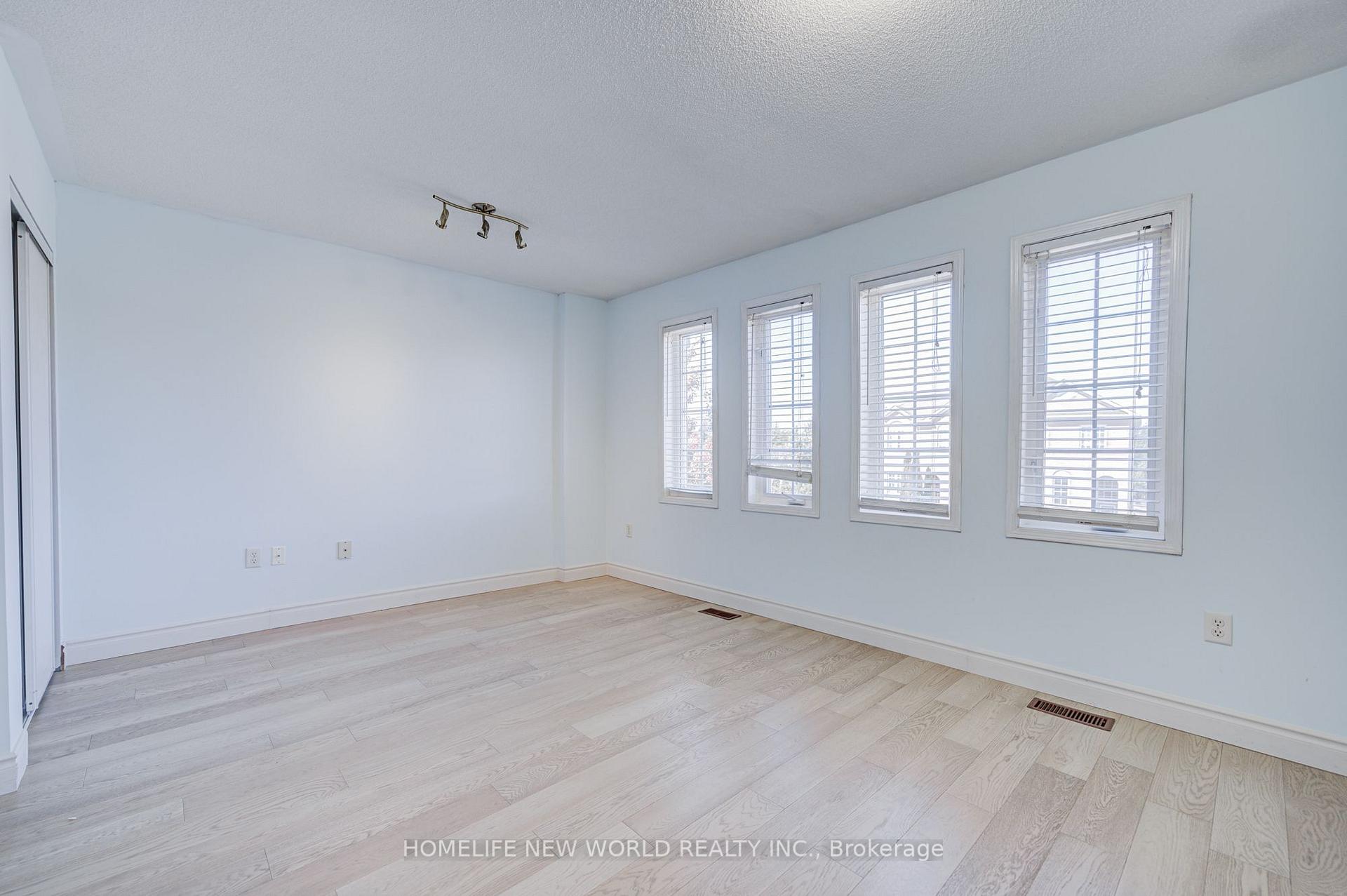 Photo 18 of 410 Fairgate Way, Oakville, Wedgewood Creek — HOMEH