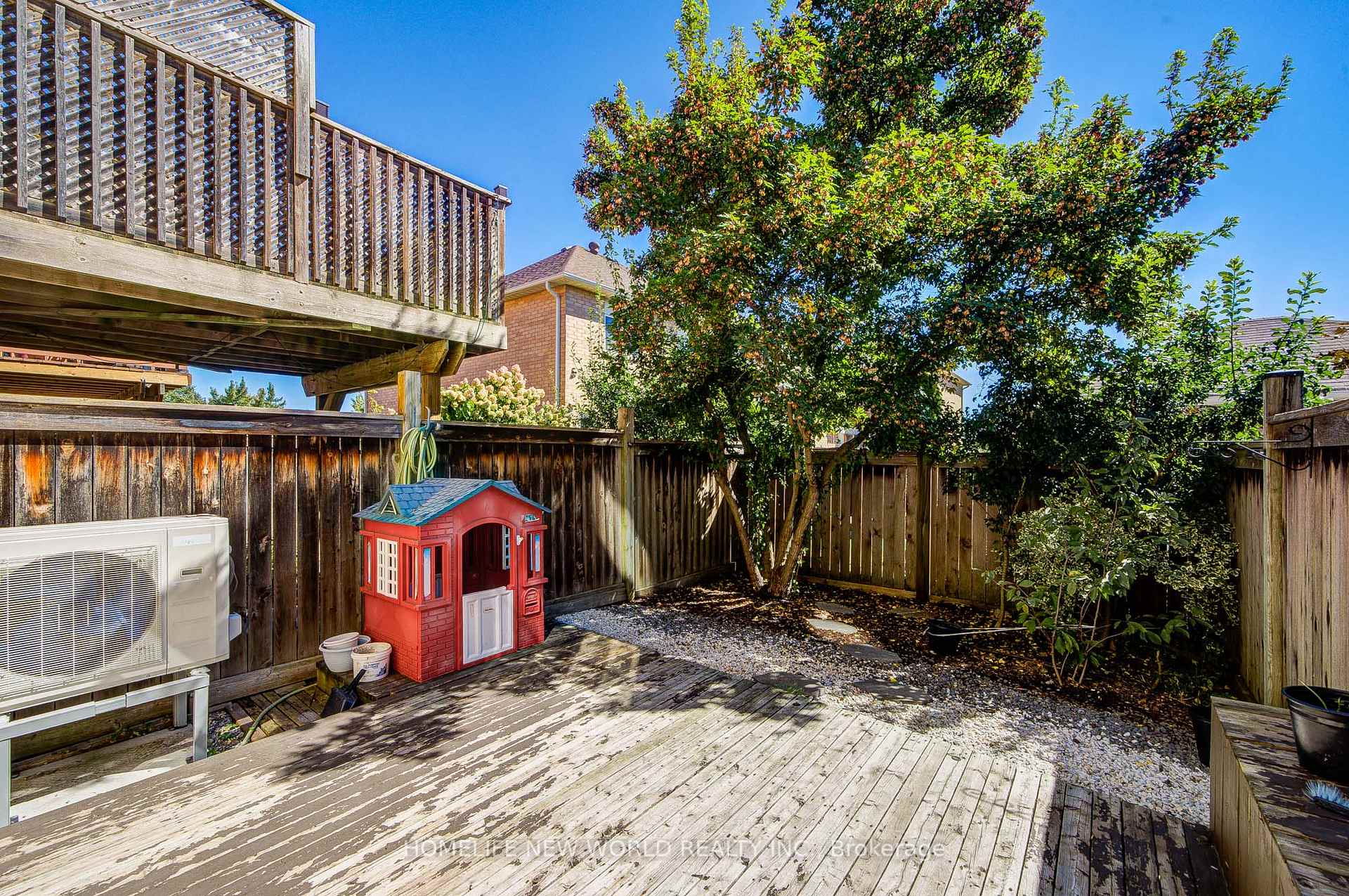 Photo 34 of 410 Fairgate Way, Oakville, Wedgewood Creek — HOMEH