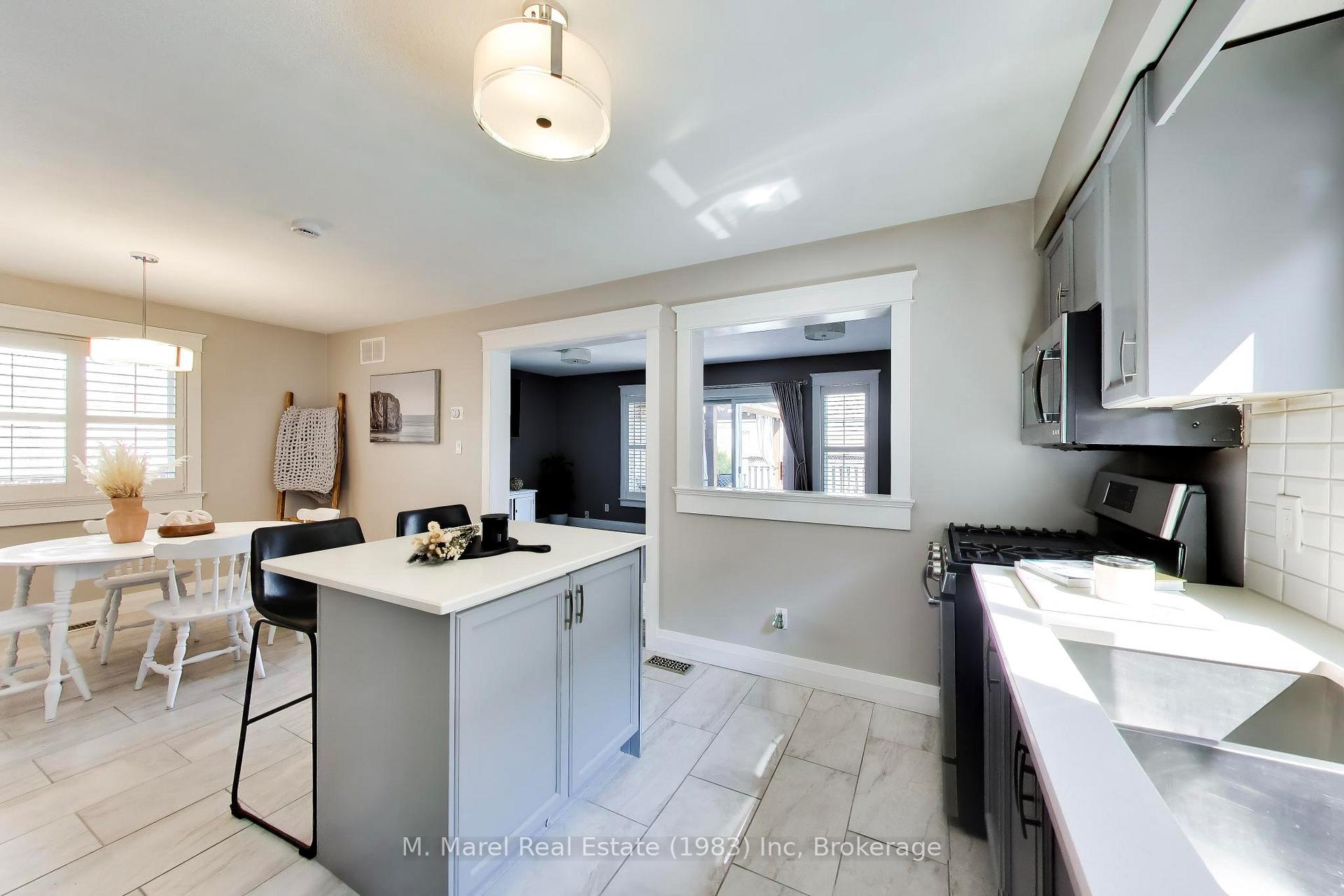 Photo 10 of 38 Udell Way, Grimsby, Grimsby East — HOMEH