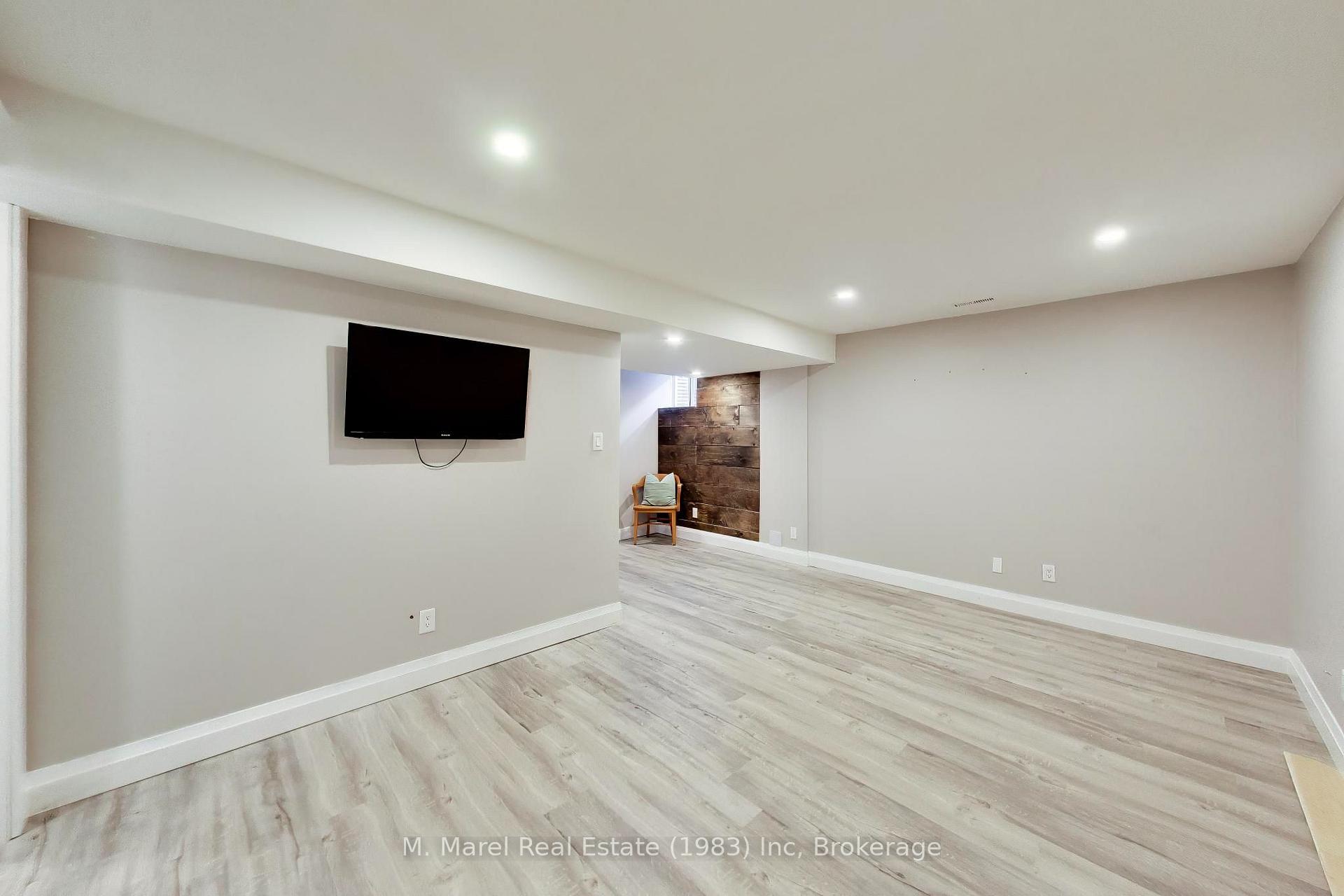 Photo 27 of 38 Udell Way, Grimsby, Grimsby East — HOMEH
