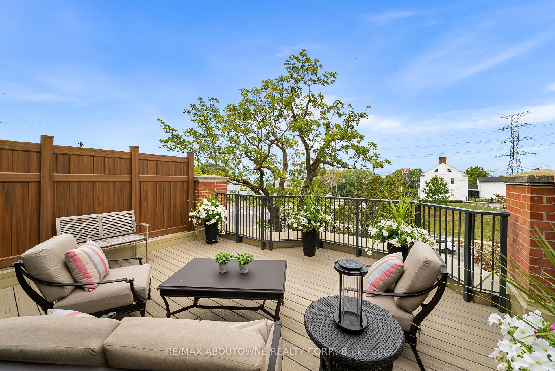 Photo 39 of Unit TH9, 442 Maple Avenue, Burlington, Brant — HOMEH